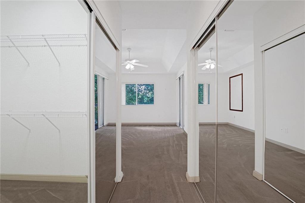 KINGS POINT - Residential