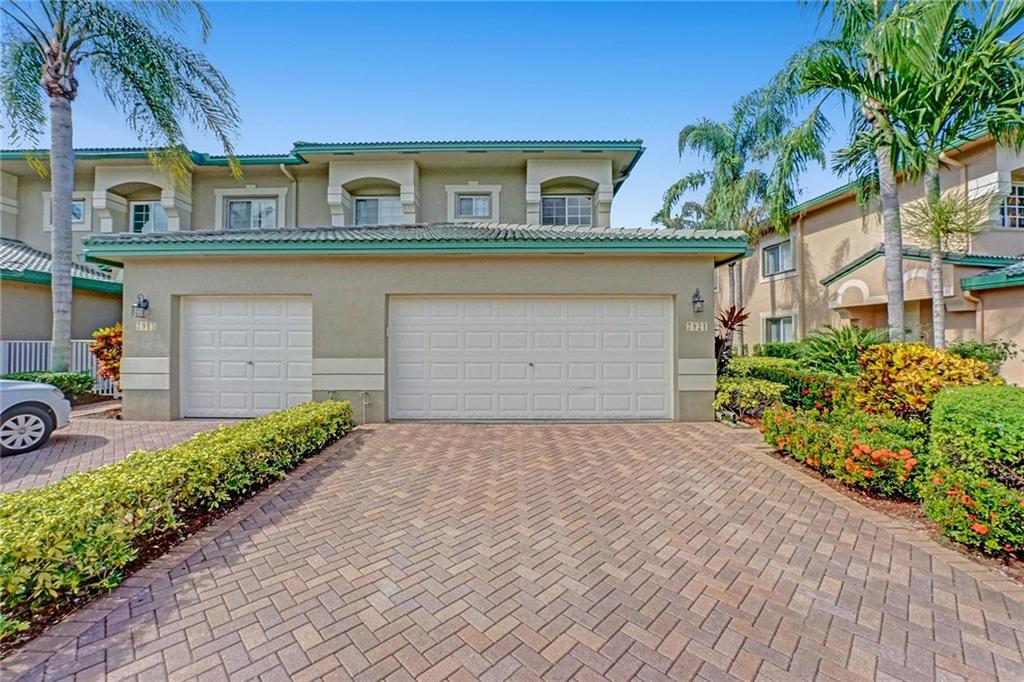 KINGS POINT - Residential