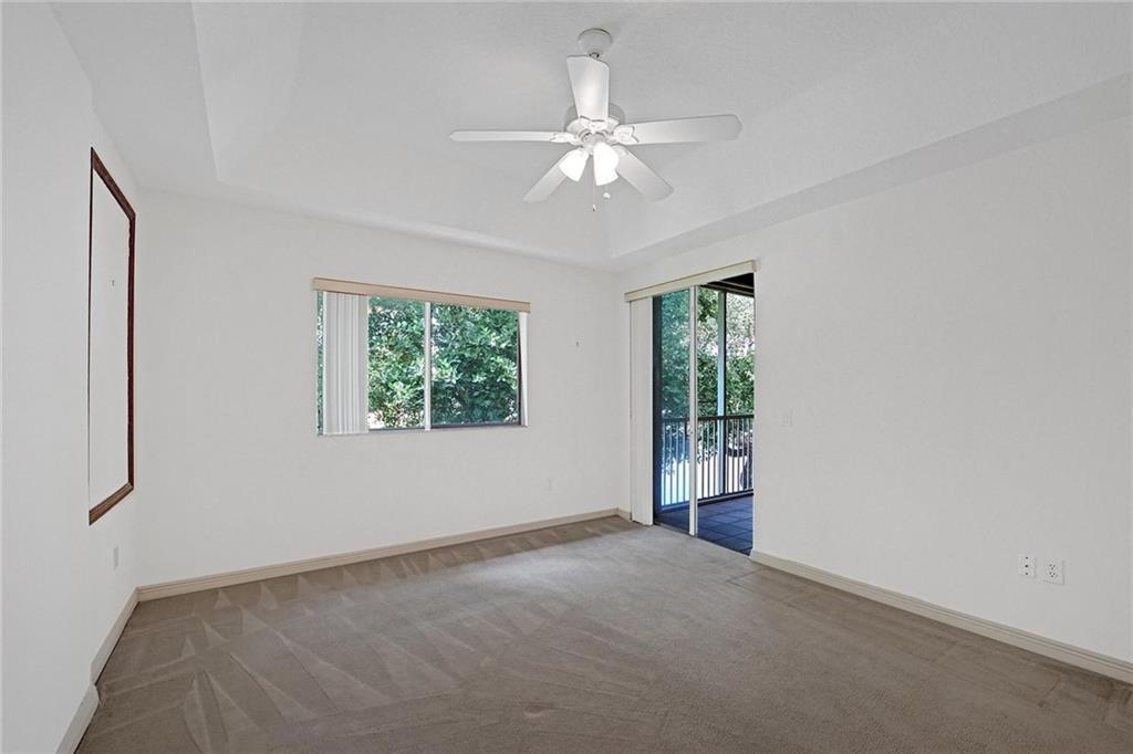 KINGS POINT - Residential