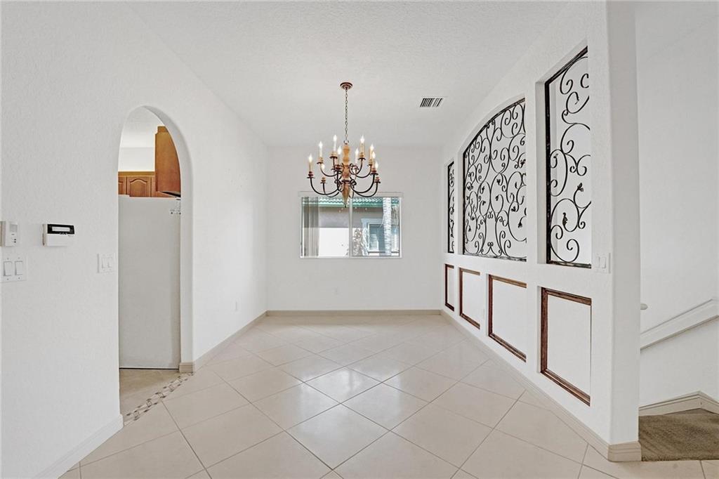 KINGS POINT - Residential