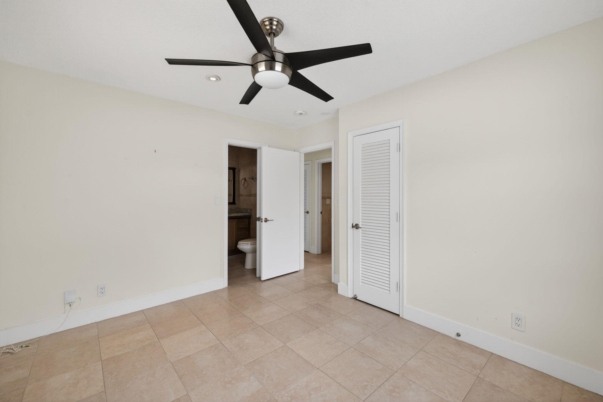 Tamarac Lakes - Residential