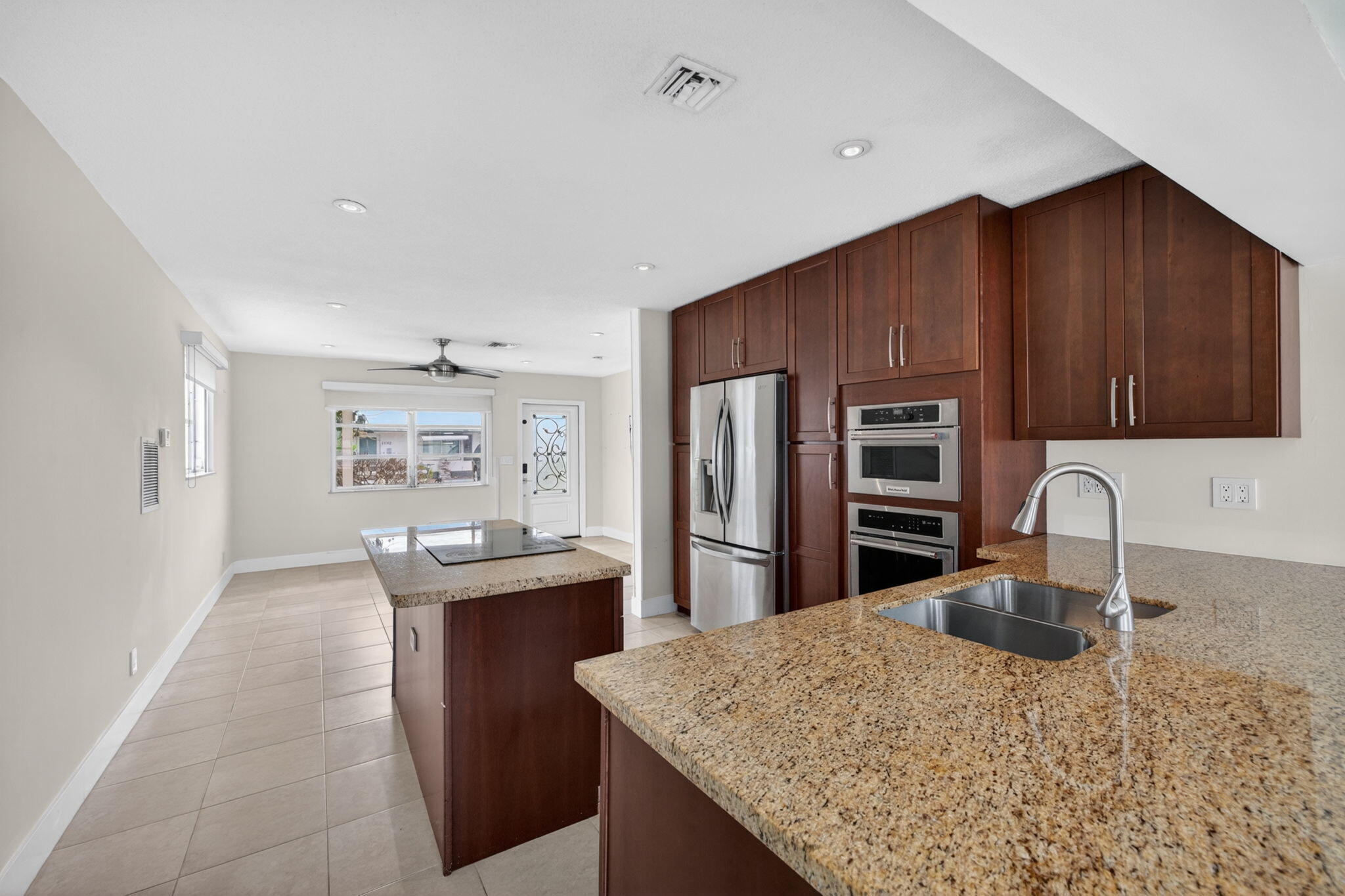 Tamarac Lakes - Residential