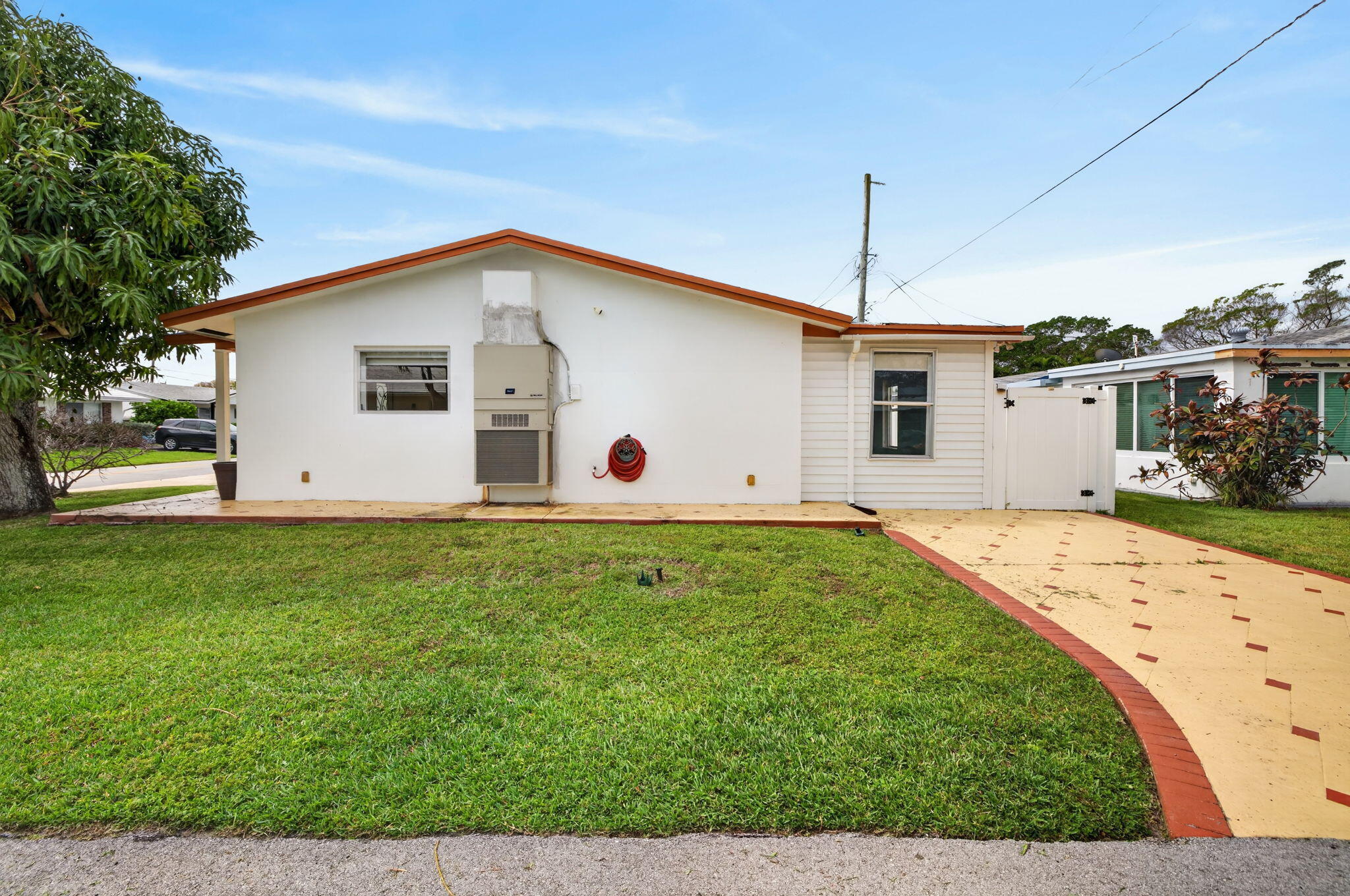 Tamarac Lakes - Residential