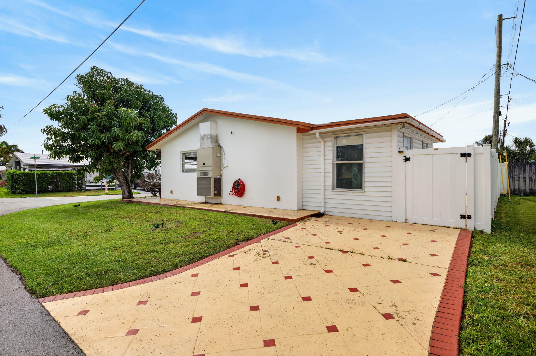 Tamarac Lakes - Residential