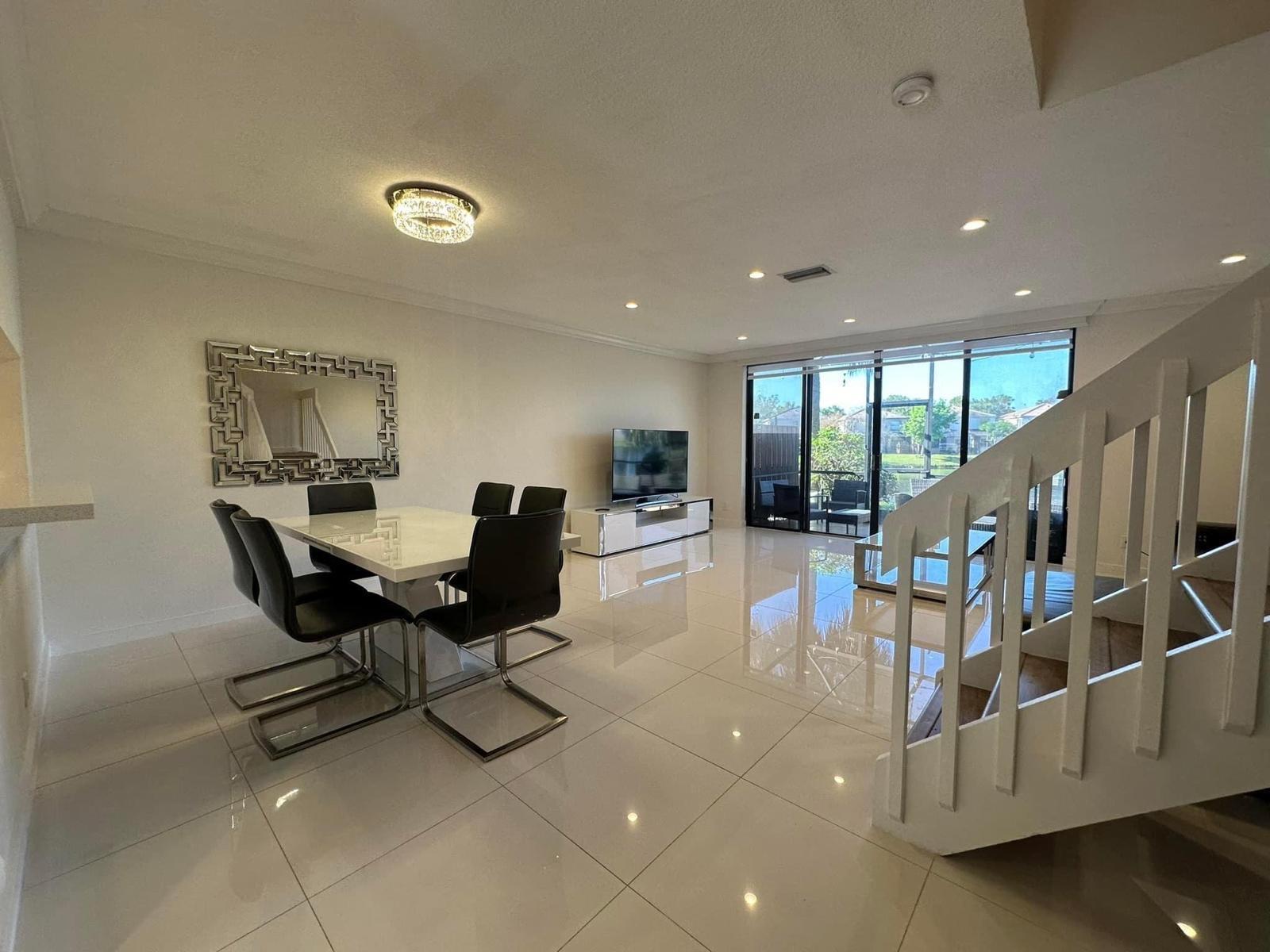 OPTIMA VILLAGE I-C CONDO - Residential