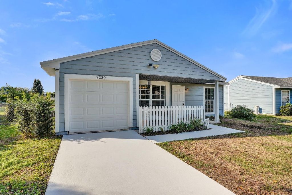 Photo of 9220 Carma Drive, Boynton Beach, FL 33472 (MLS # R11154862)