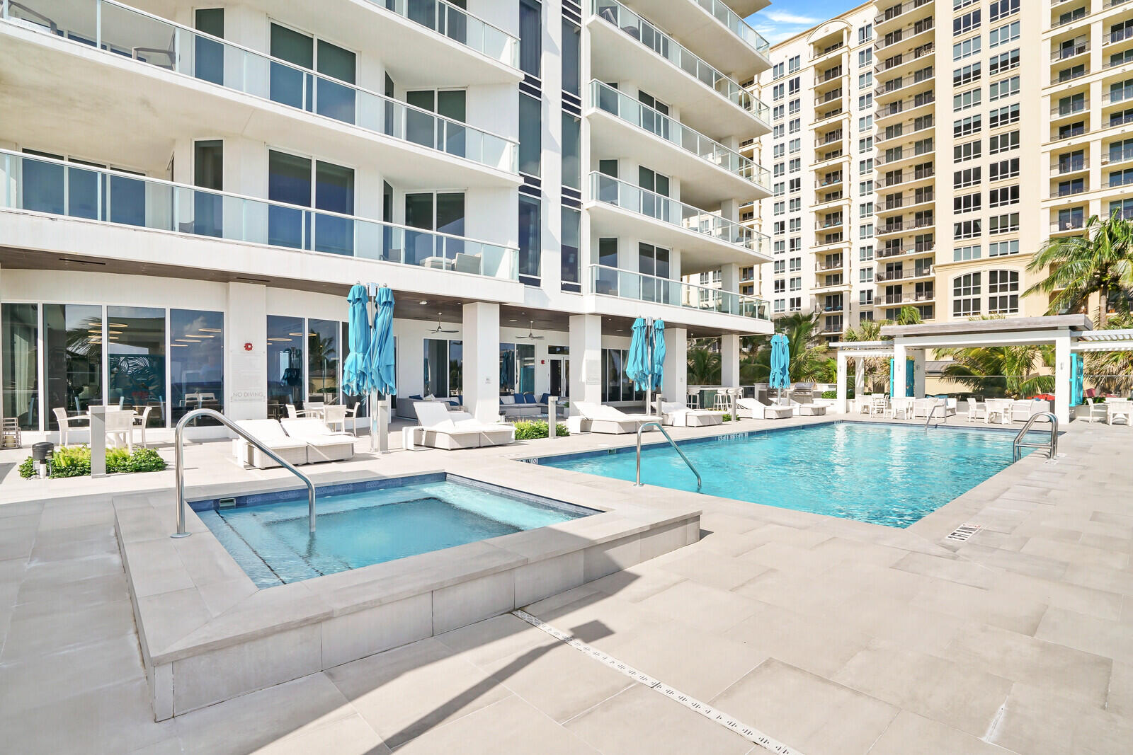 VISTABLUE SINGER ISLAND CONDO - Residential
