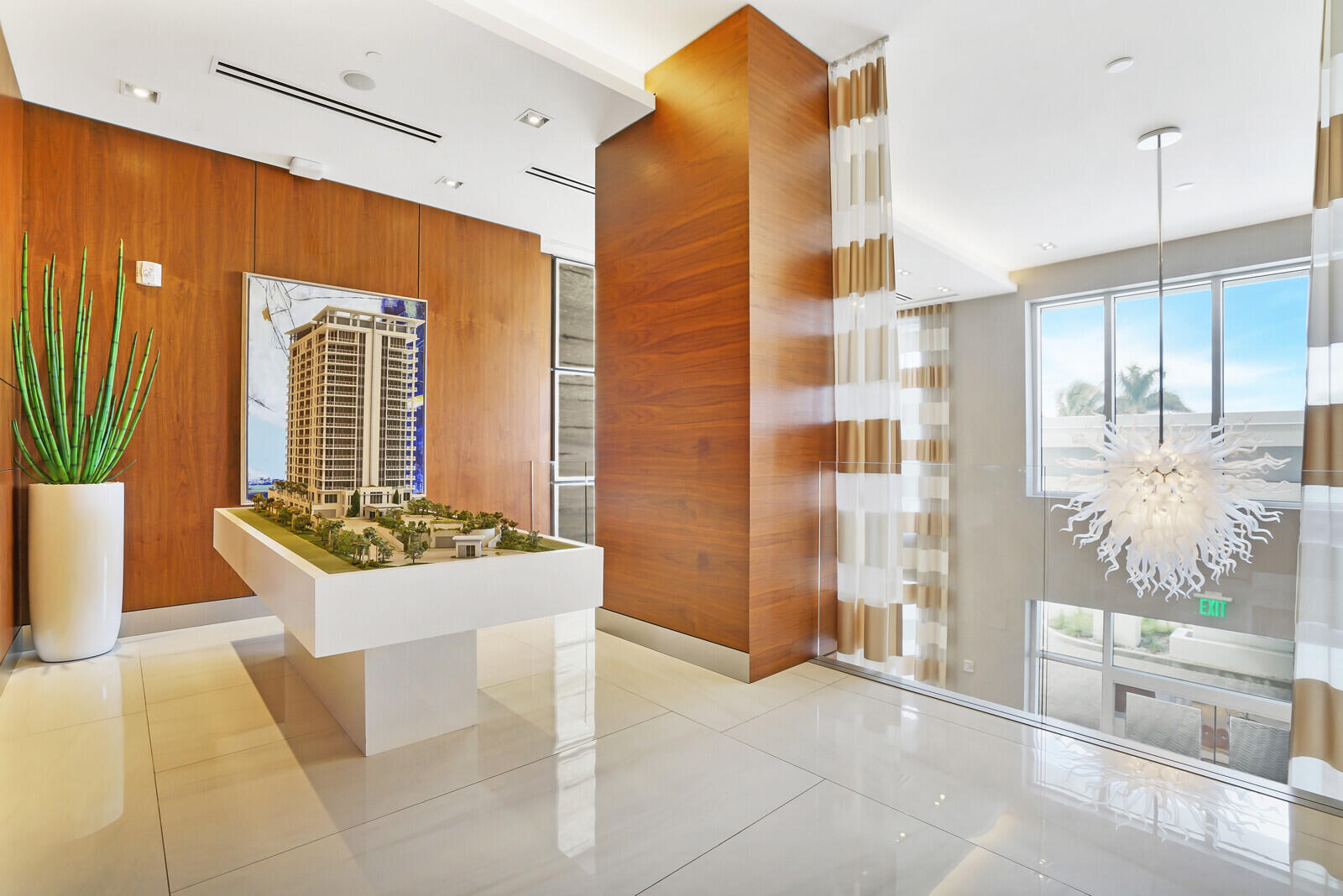 VISTABLUE SINGER ISLAND CONDO - Residential