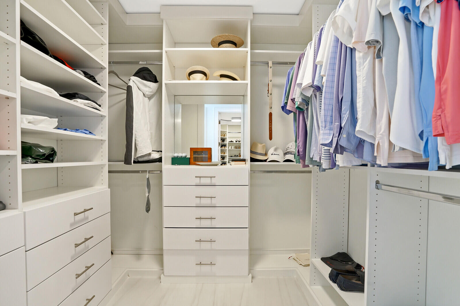 VISTABLUE SINGER ISLAND CONDO - Residential