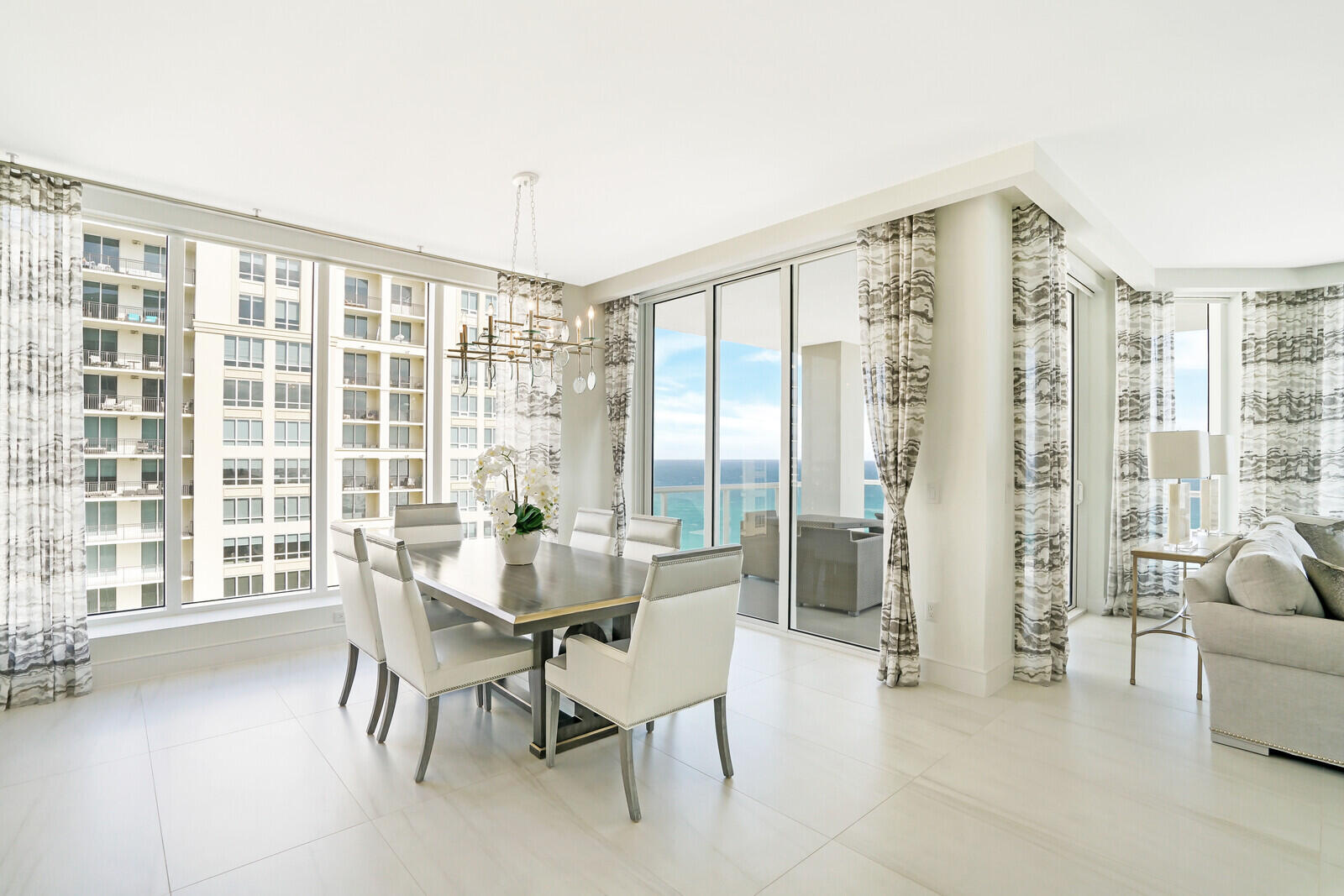 VISTABLUE SINGER ISLAND CONDO - Residential