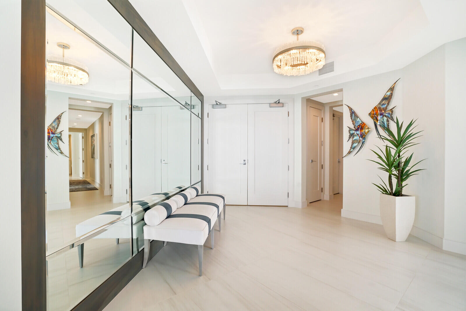 VISTABLUE SINGER ISLAND CONDO - Residential