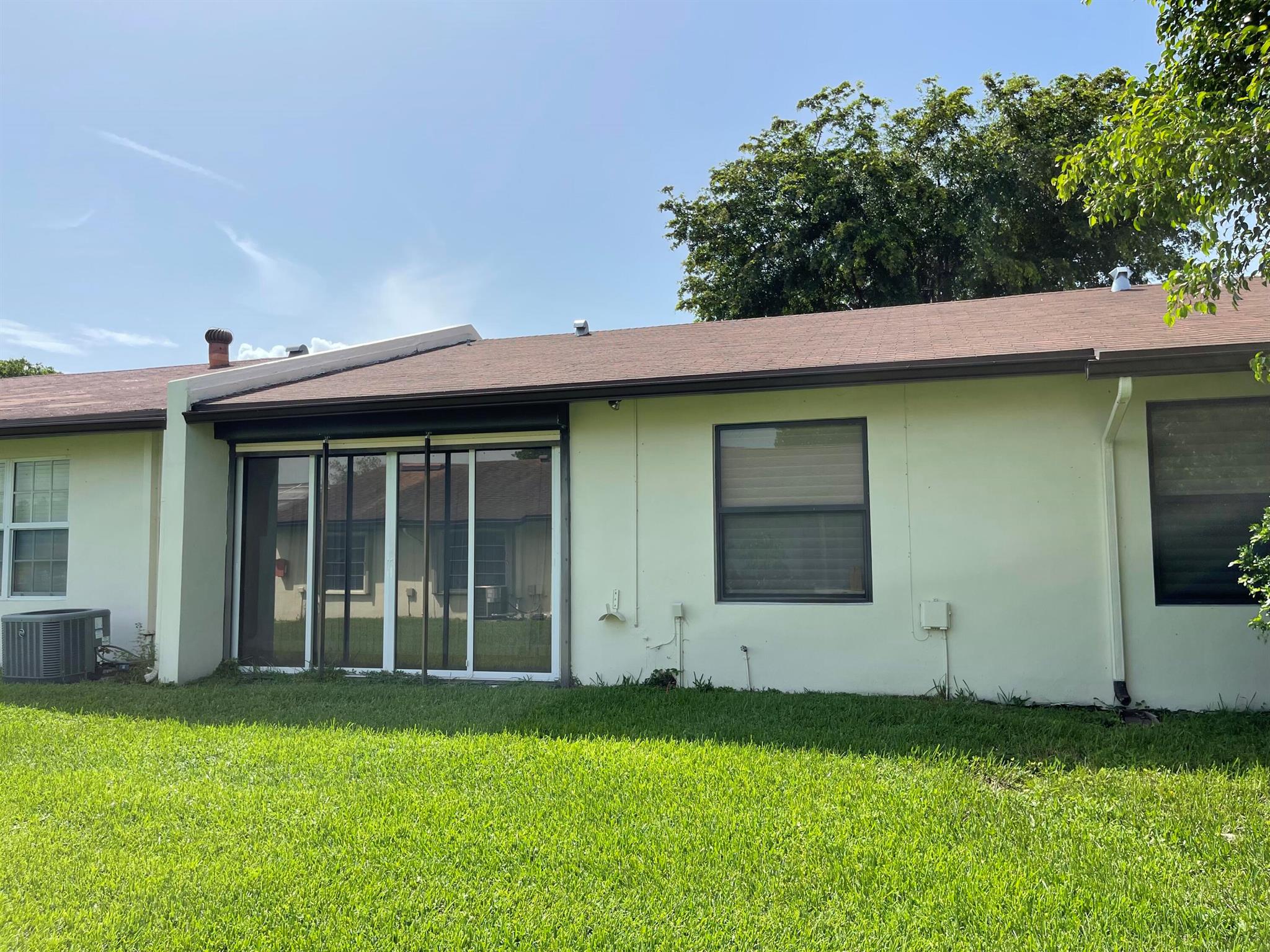 KINGS POINT 4 - Residential