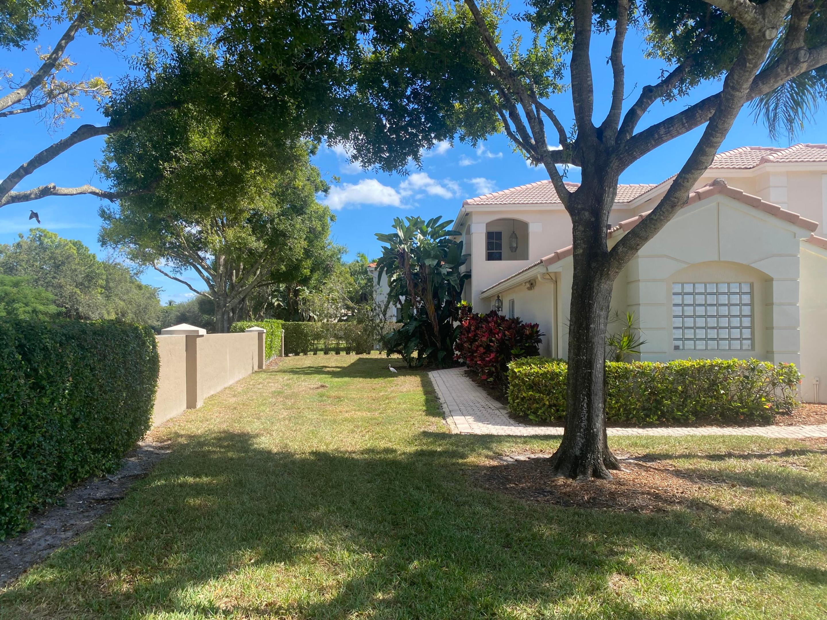 COSTA BRAVA - Residential Lease