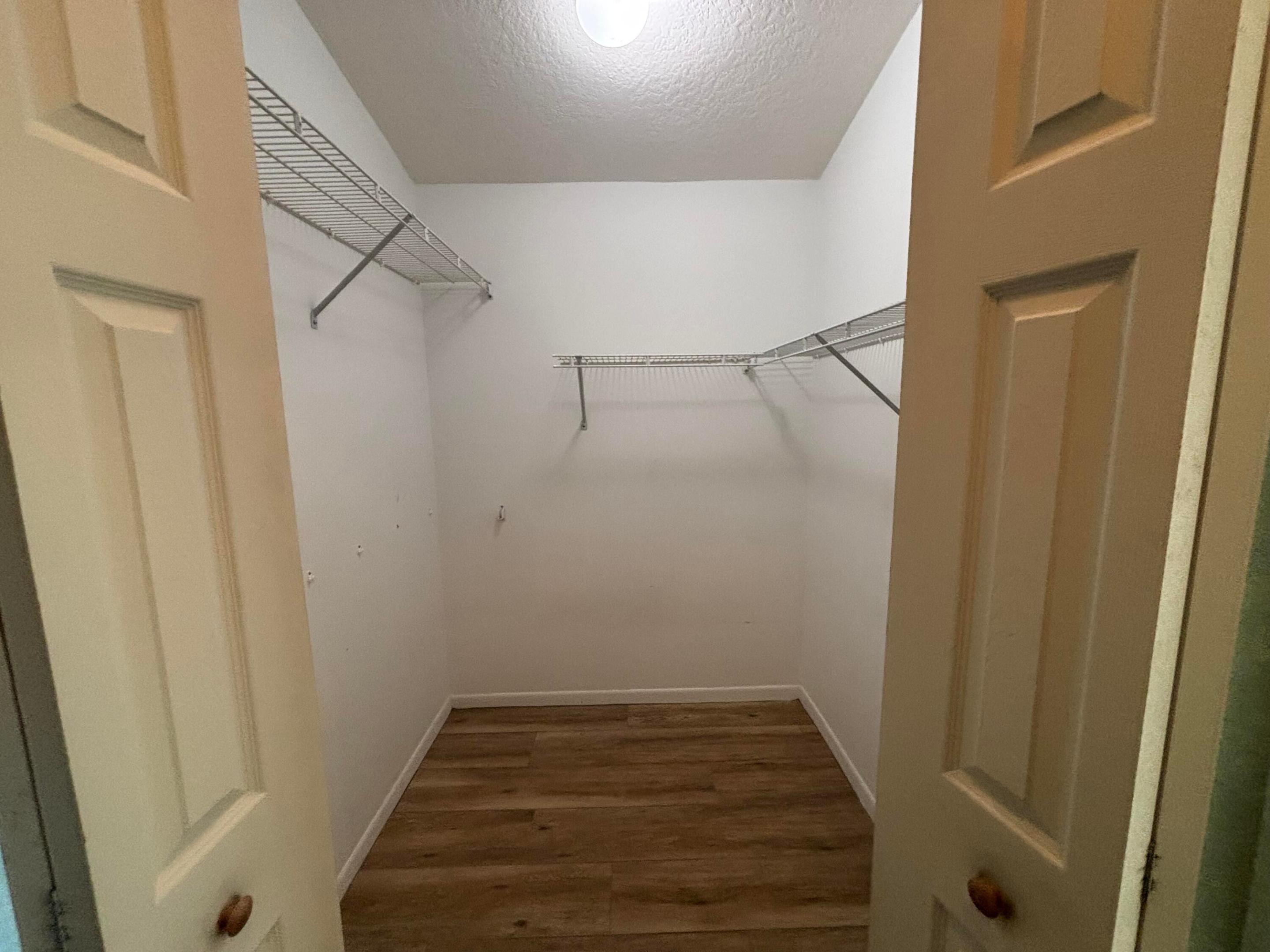 COSTA BRAVA - Residential Lease