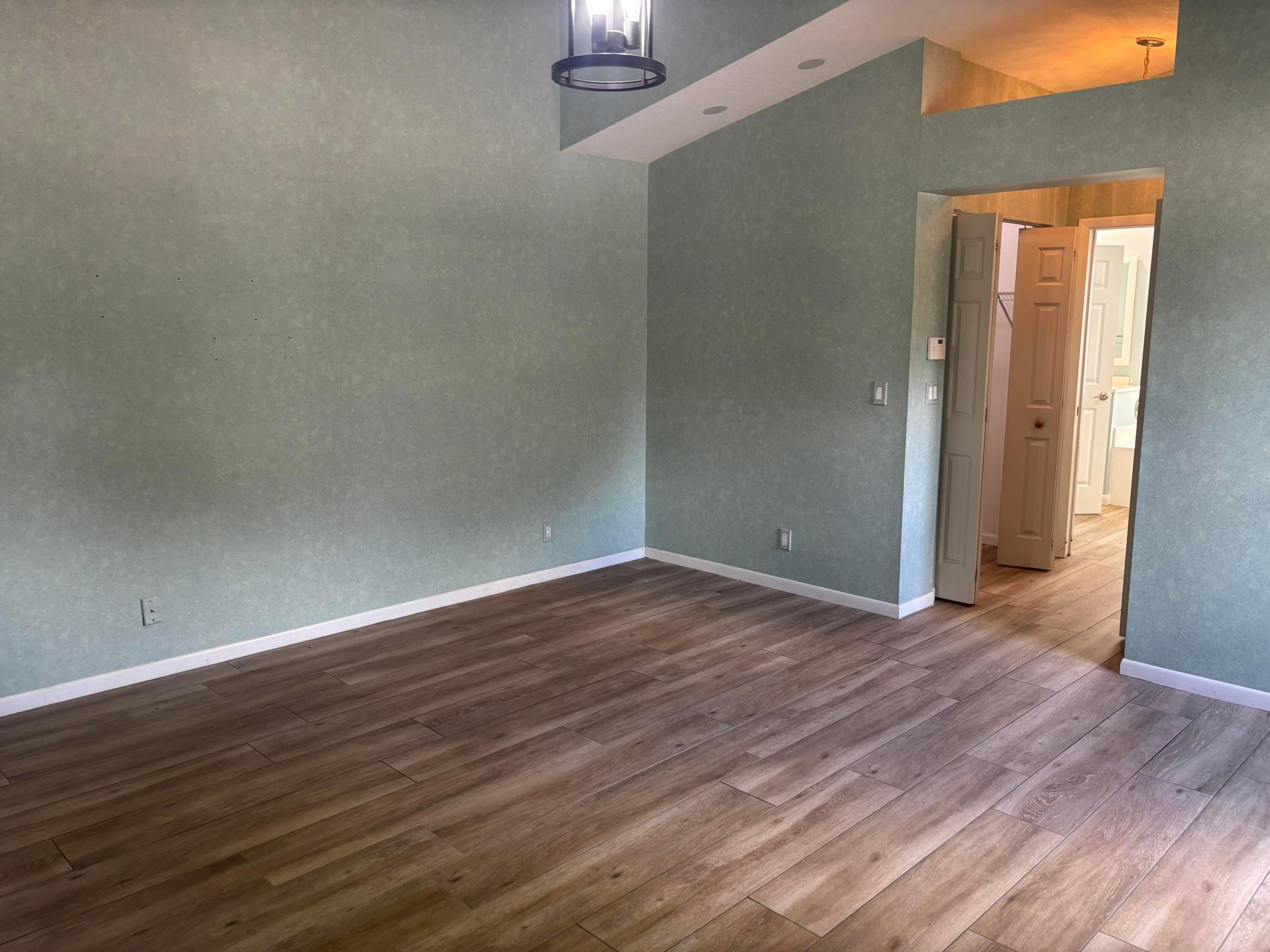 COSTA BRAVA - Residential Lease