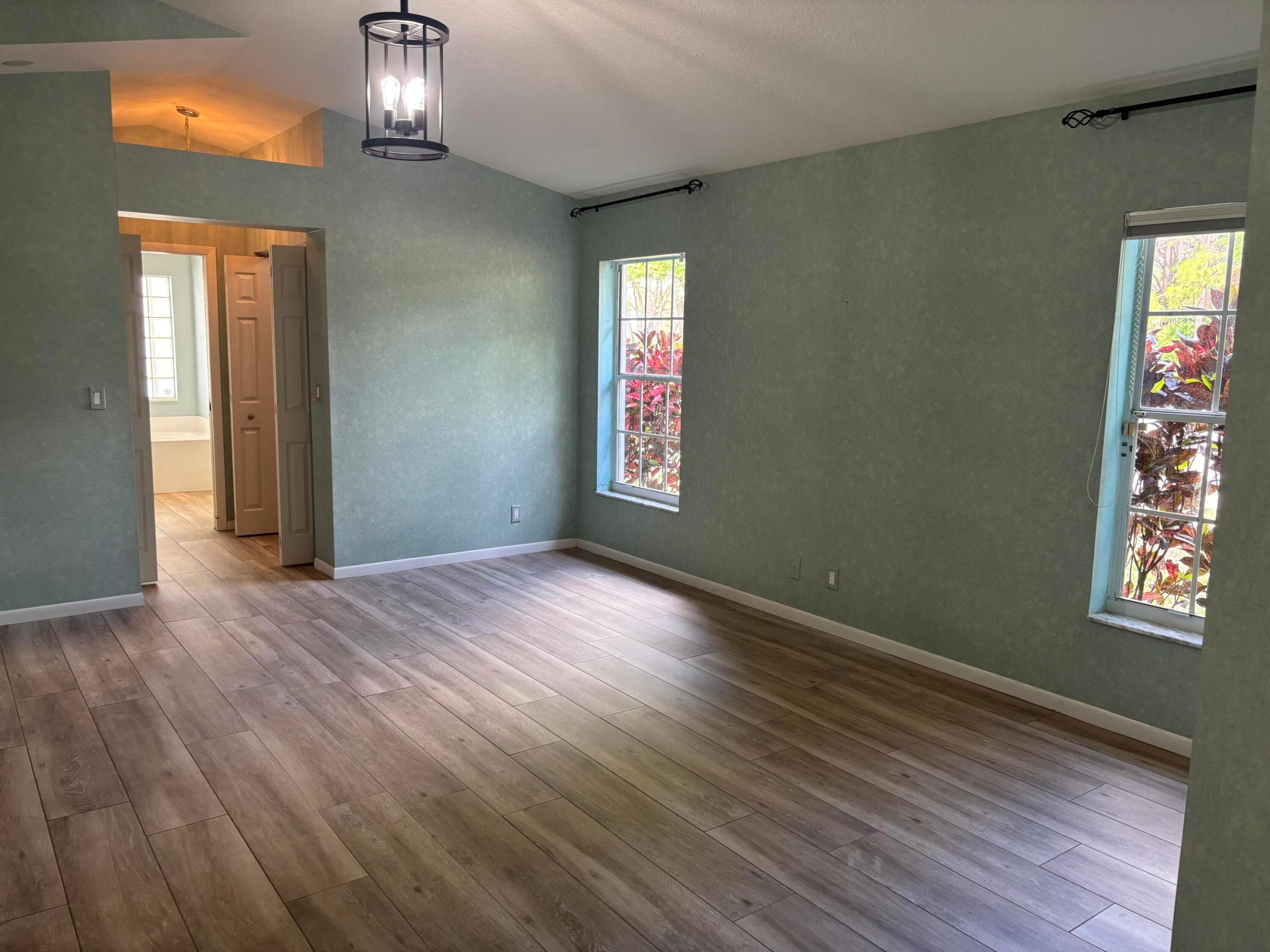 COSTA BRAVA - Residential Lease