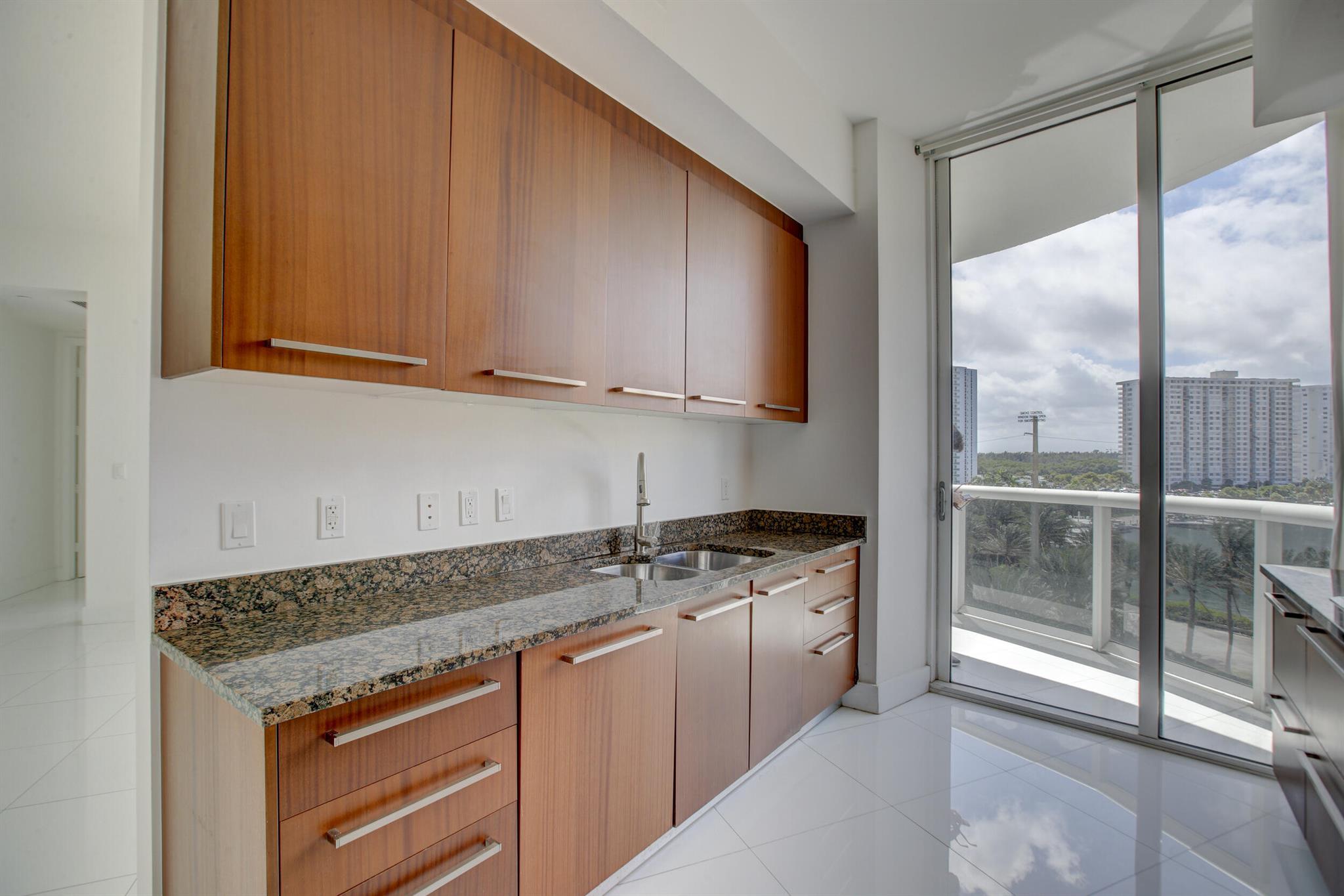 TDR TOWER II CONDO - Residential Lease