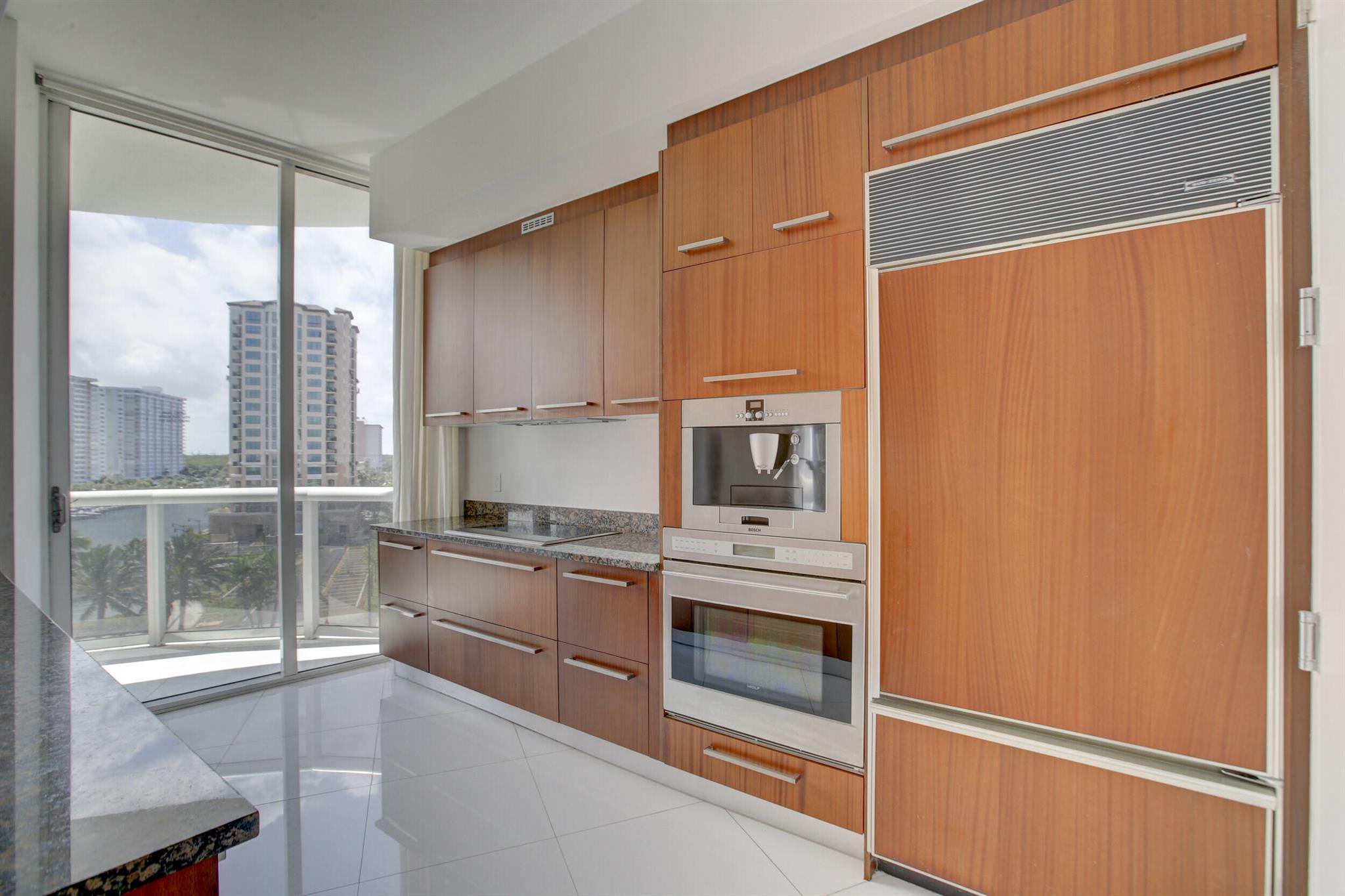 TDR TOWER II CONDO - Residential Lease