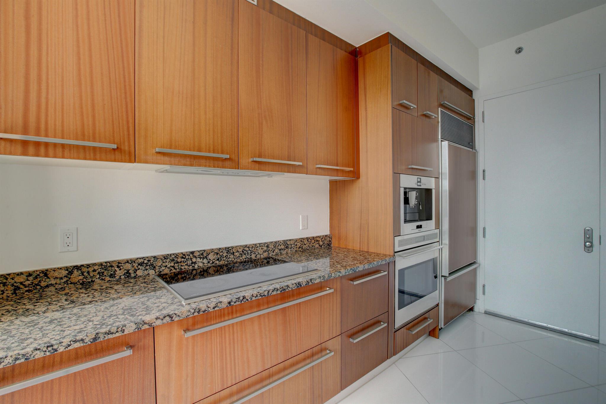 TDR TOWER II CONDO - Residential Lease