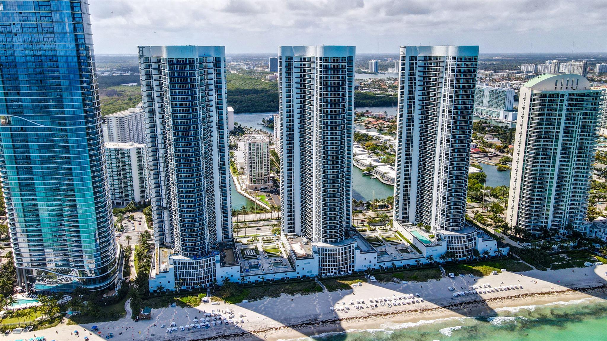 TDR TOWER II CONDO - Residential Lease