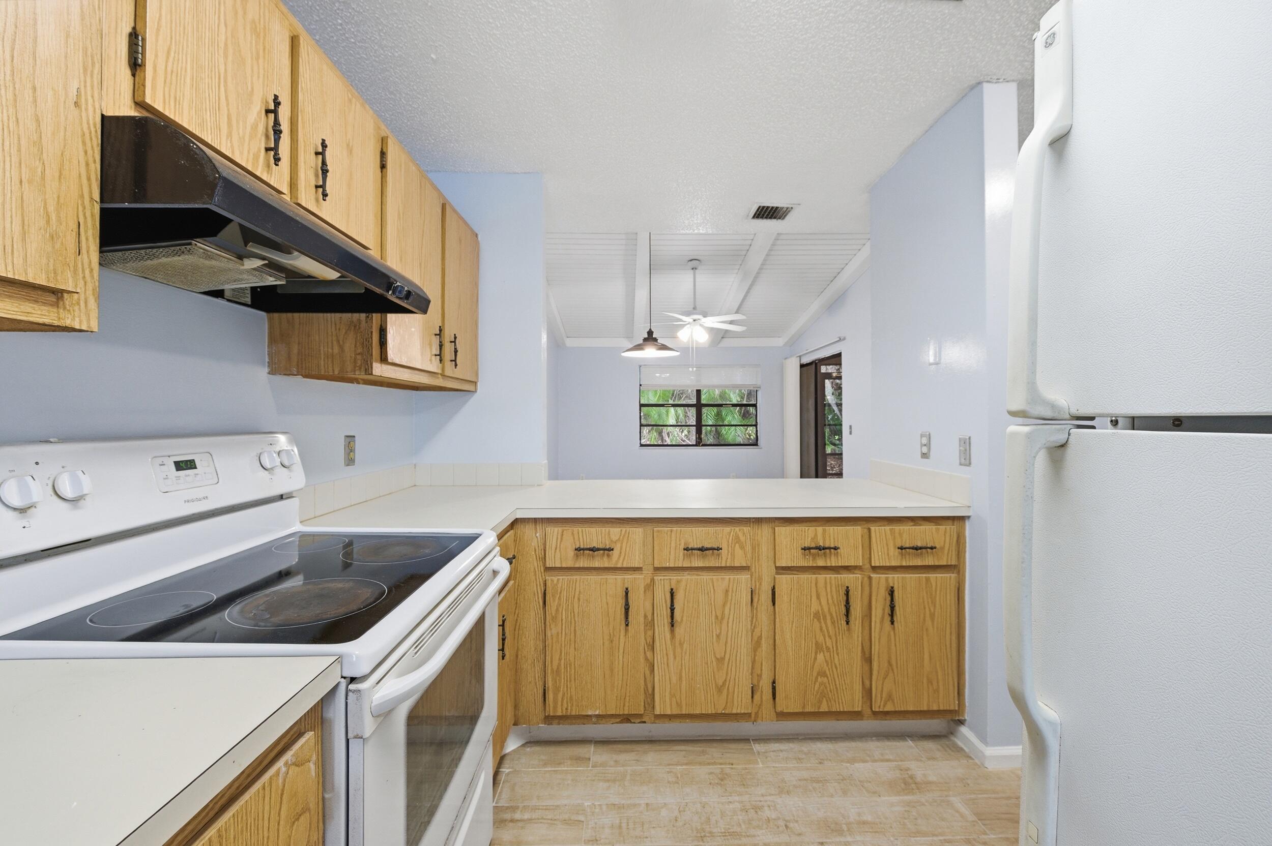 GLENWOOD VILLAGE CONDO - Residential Lease