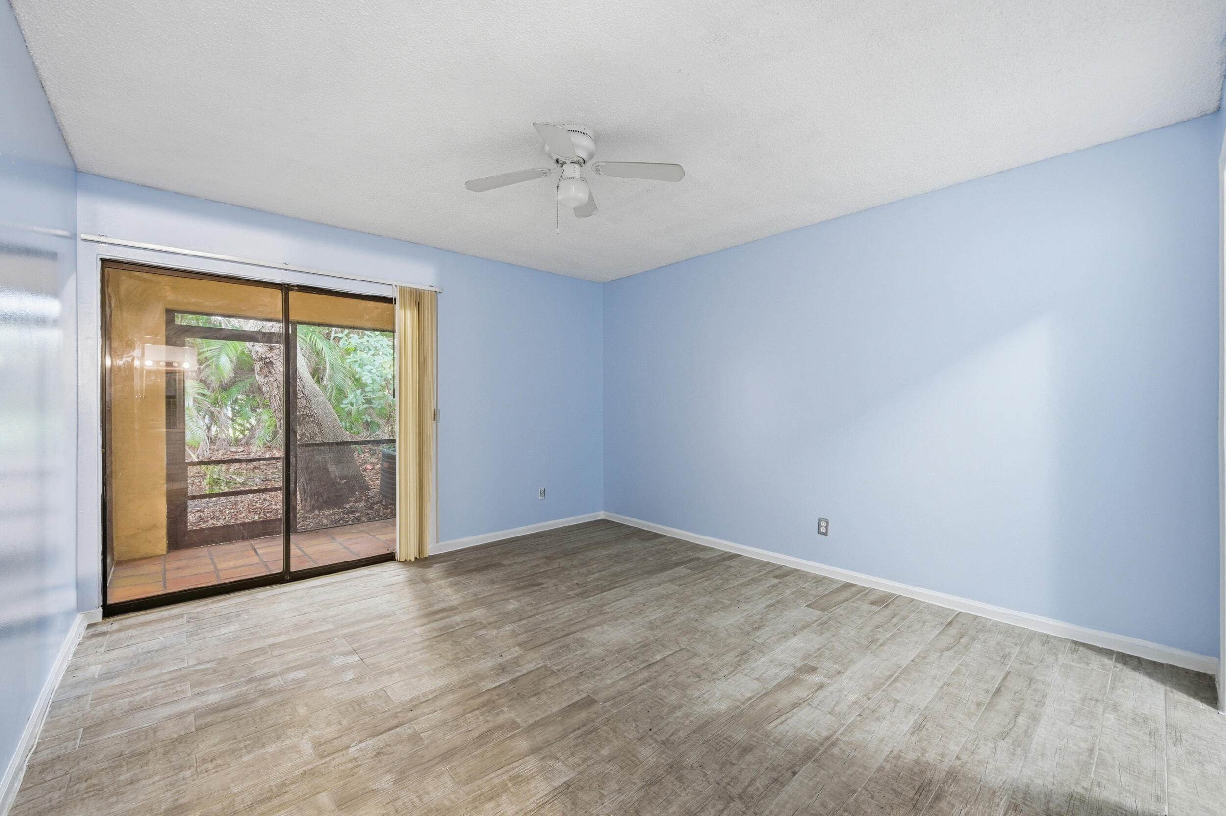 GLENWOOD VILLAGE CONDO - Residential Lease