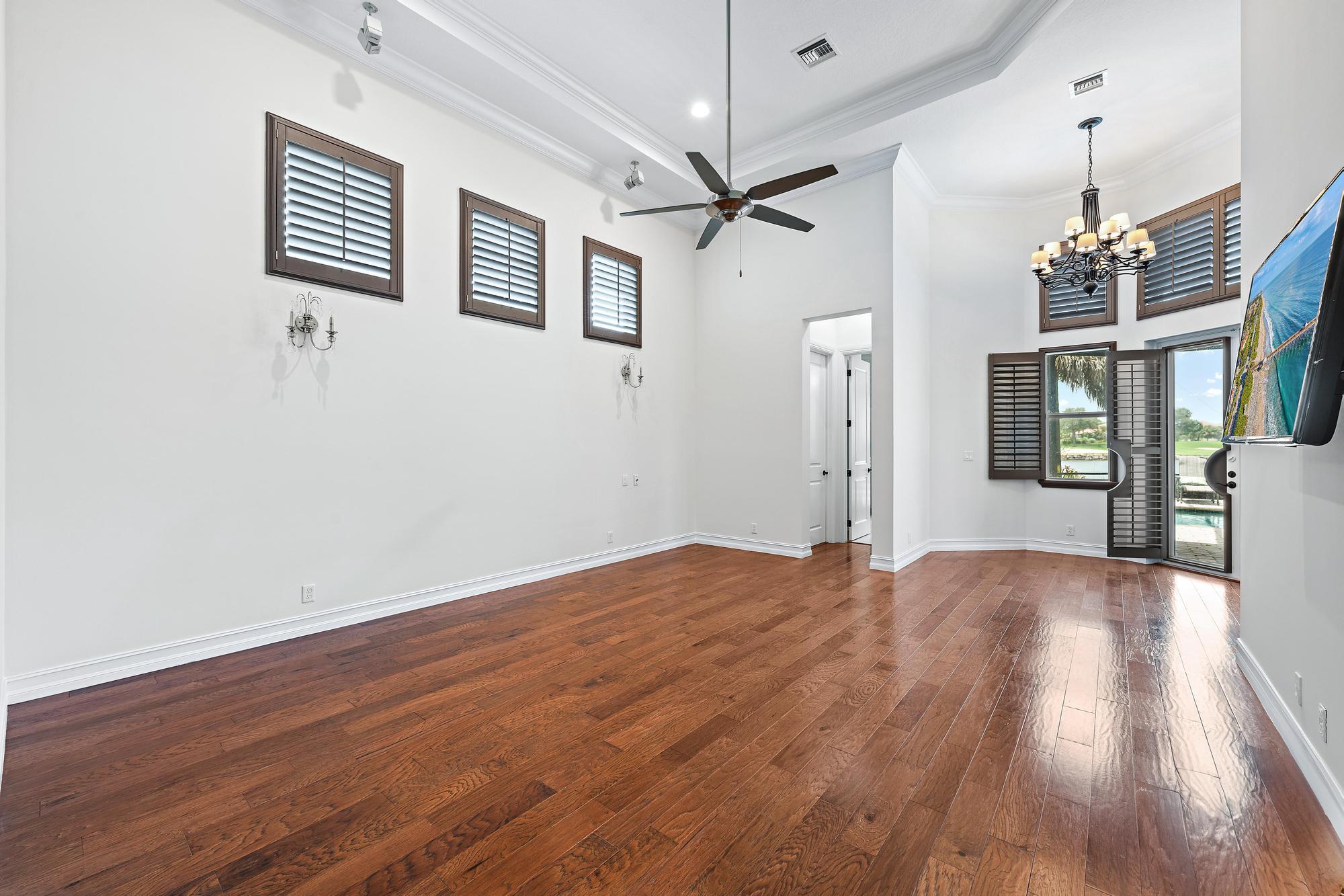 JUPITER COUNTRY CLUB - Residential