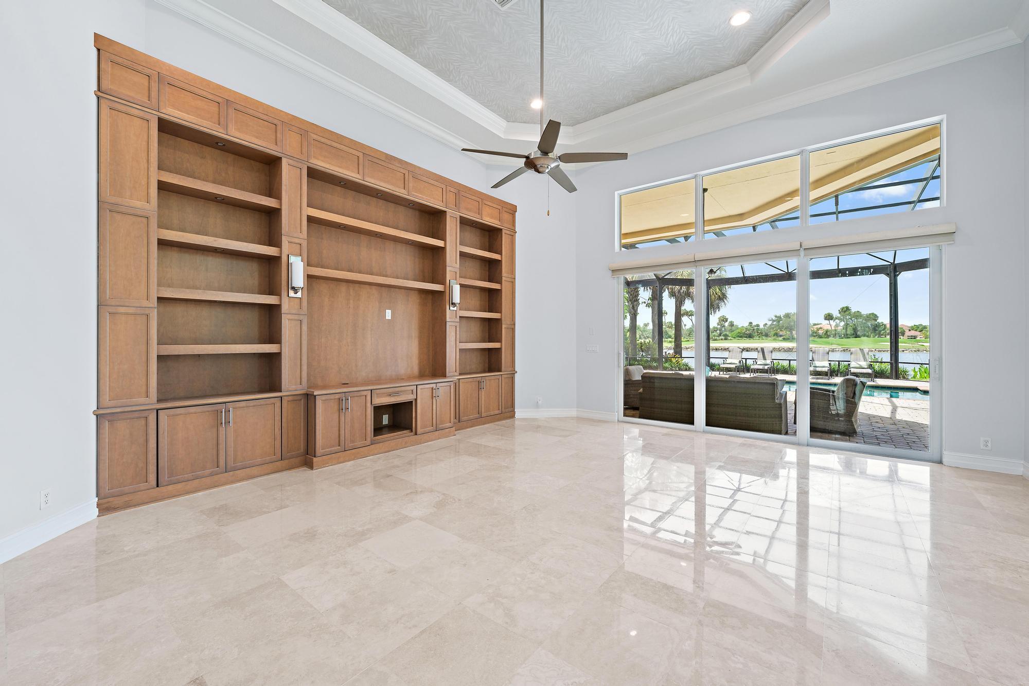 JUPITER COUNTRY CLUB - Residential