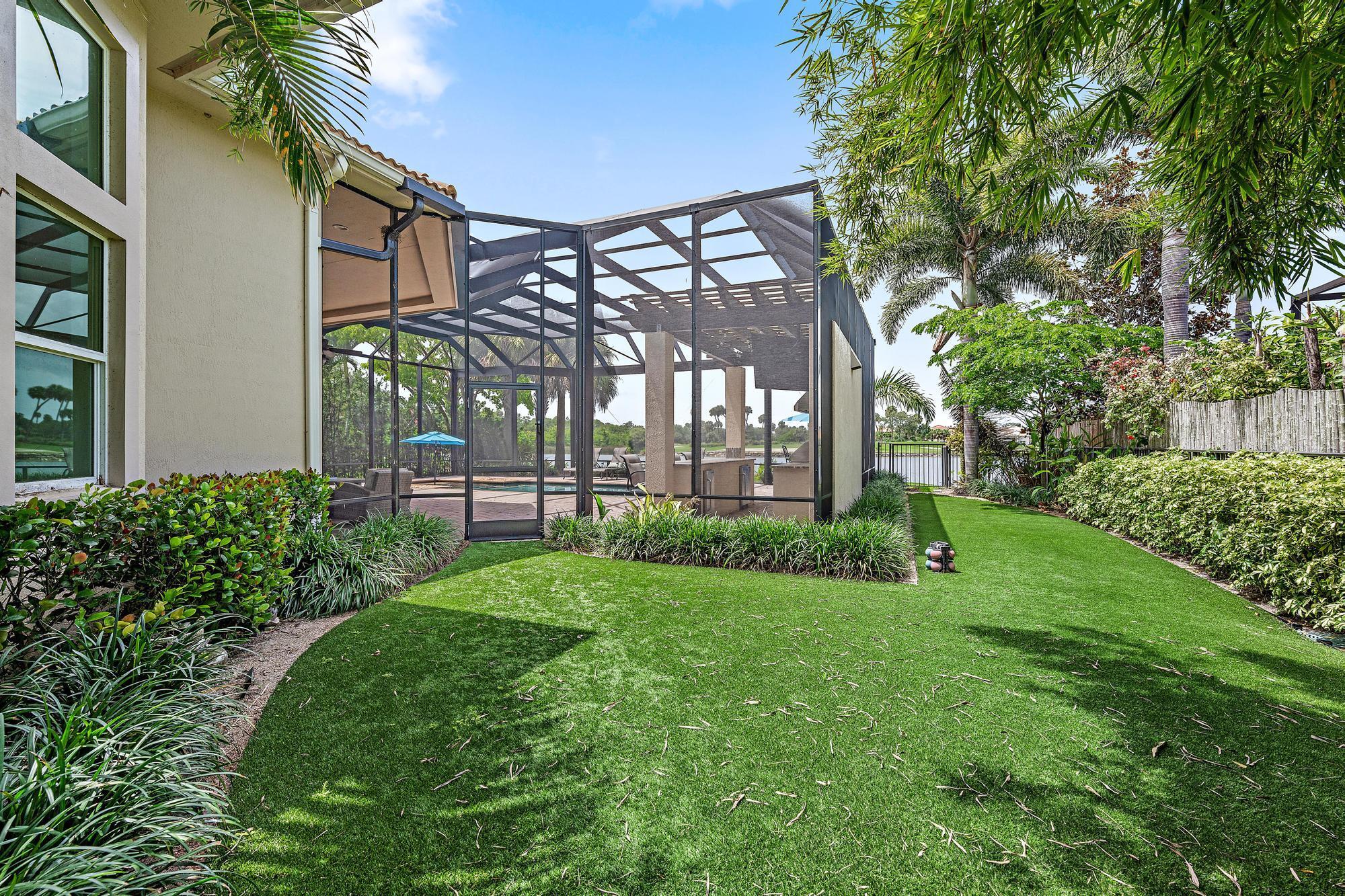 JUPITER COUNTRY CLUB - Residential