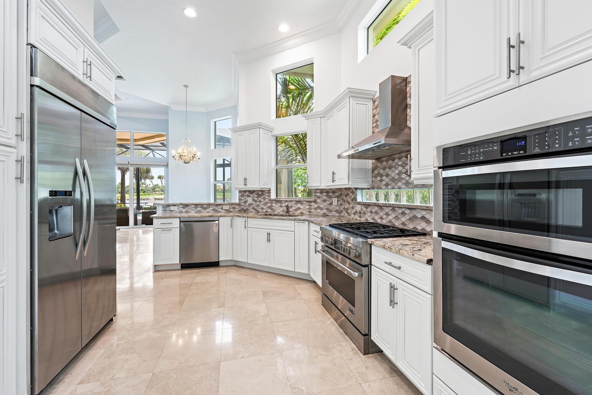 JUPITER COUNTRY CLUB - Residential