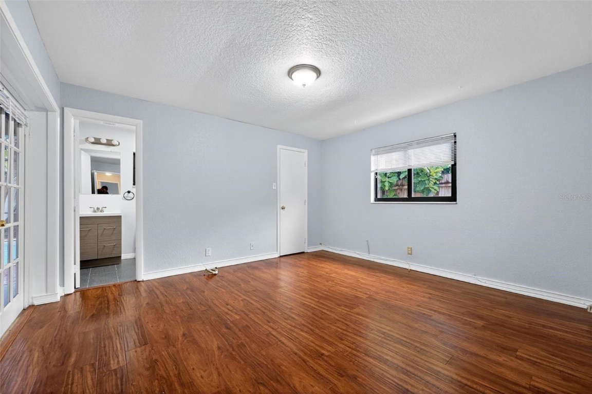 ORIOLE-MARGATE SEC 4 - Residential