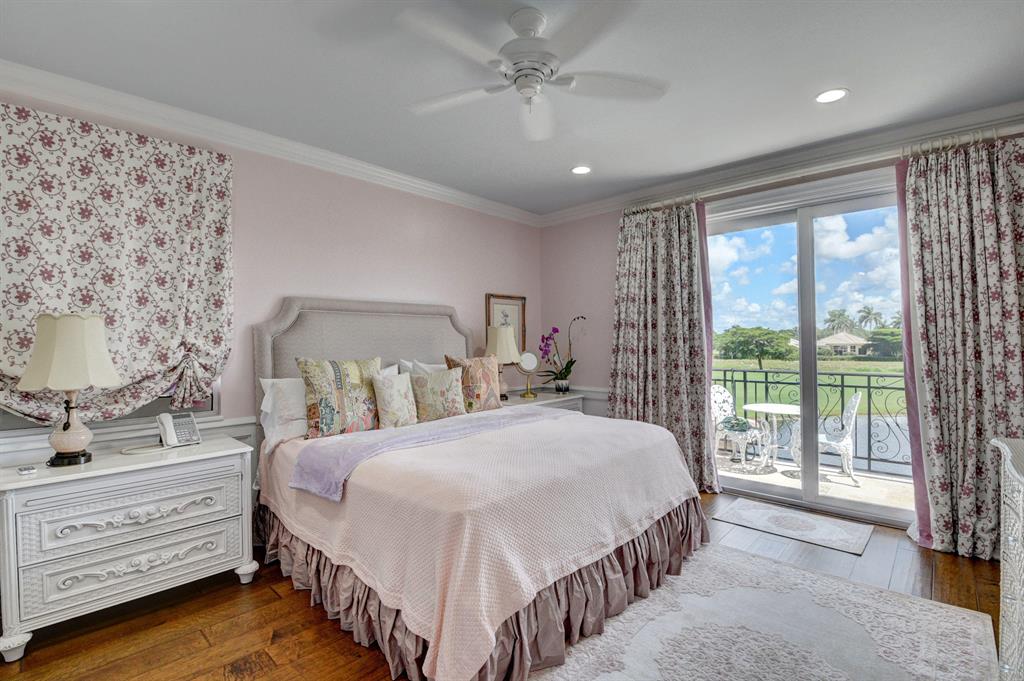 ST ANDREWS COUNTRY CLUB - Residential