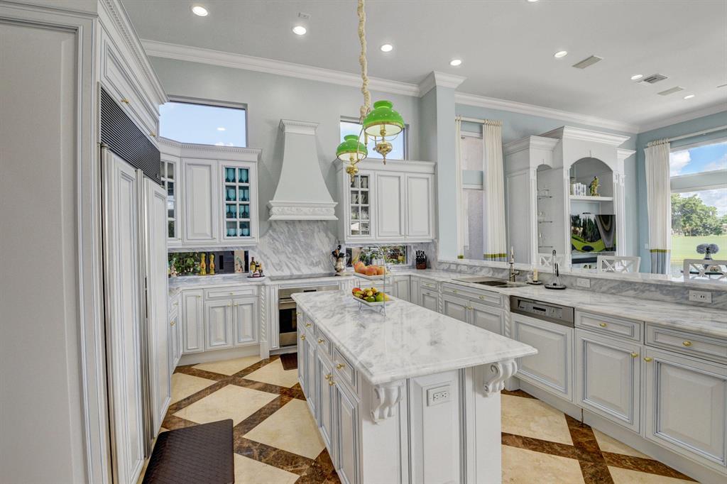 ST ANDREWS COUNTRY CLUB - Residential