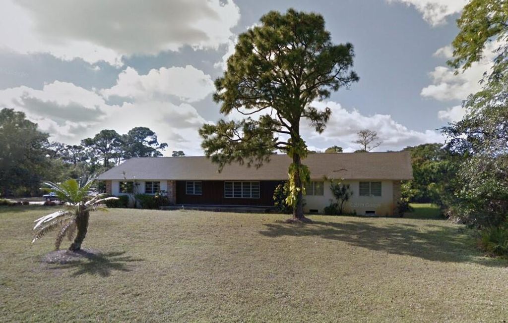 Photo of 8403 S Elizabeth Avenue, Palm Beach Gardens, FL 33418 (MLS # R10864203)