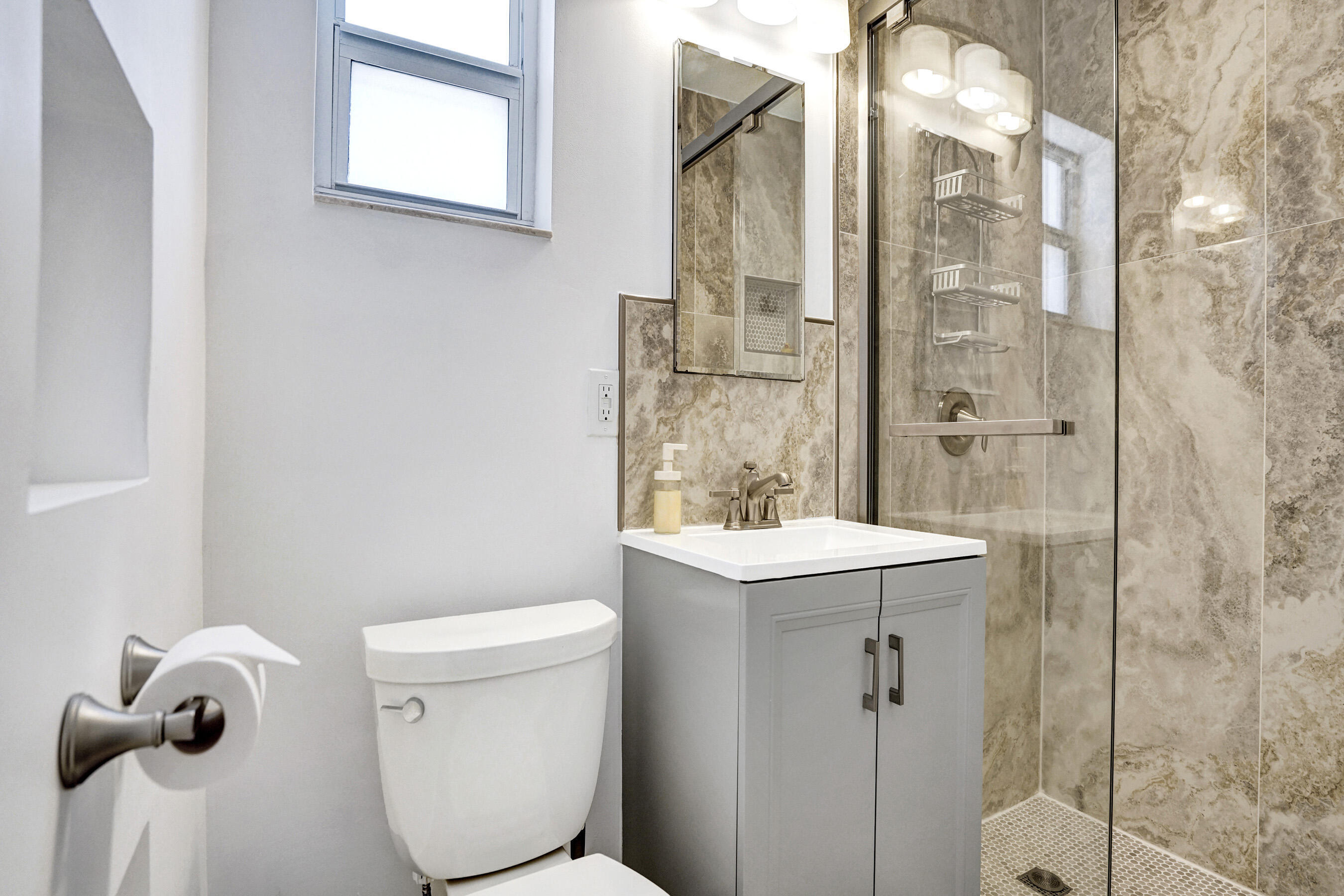 OAK GROVE - Residential Lease