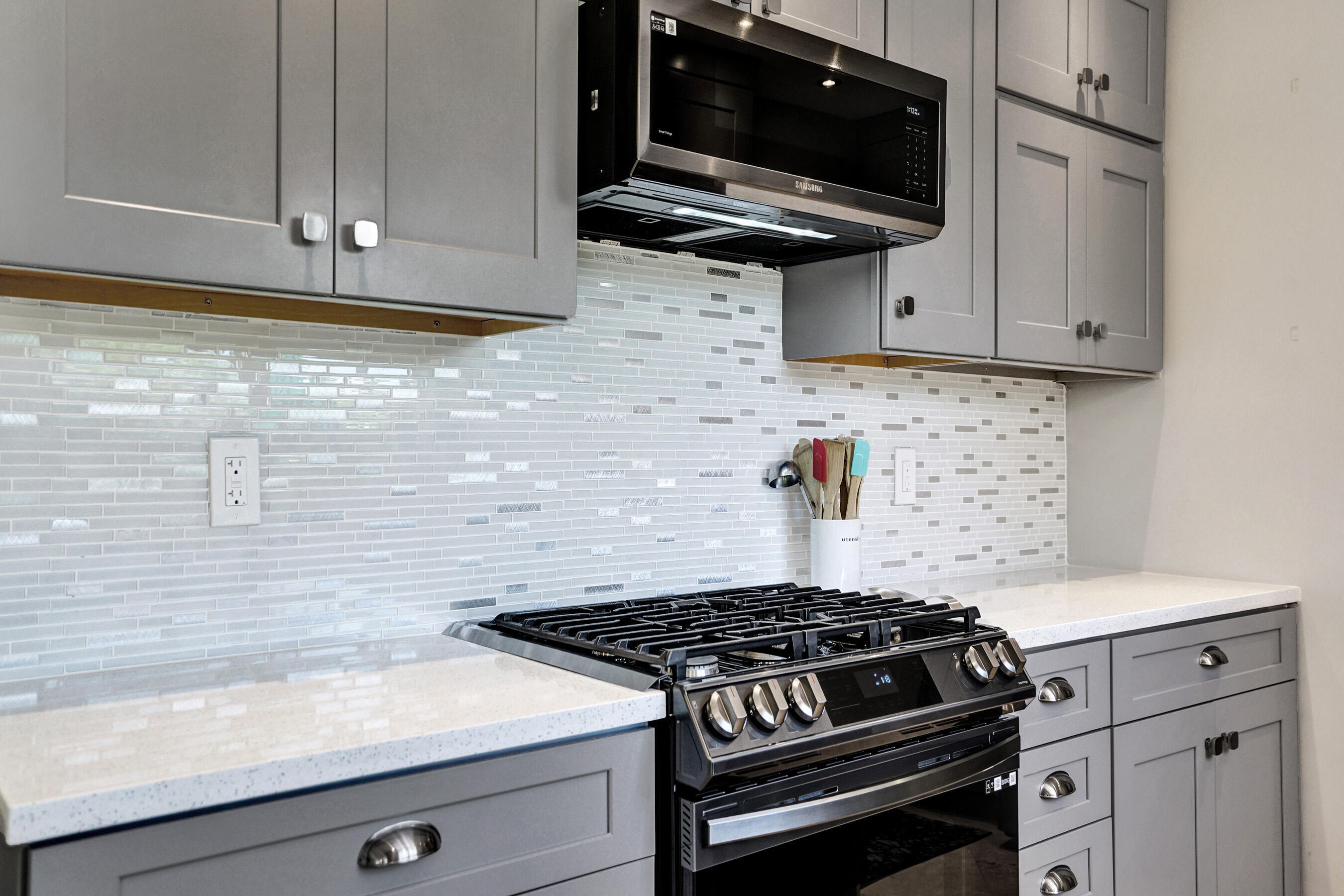 OAK GROVE - Residential Lease