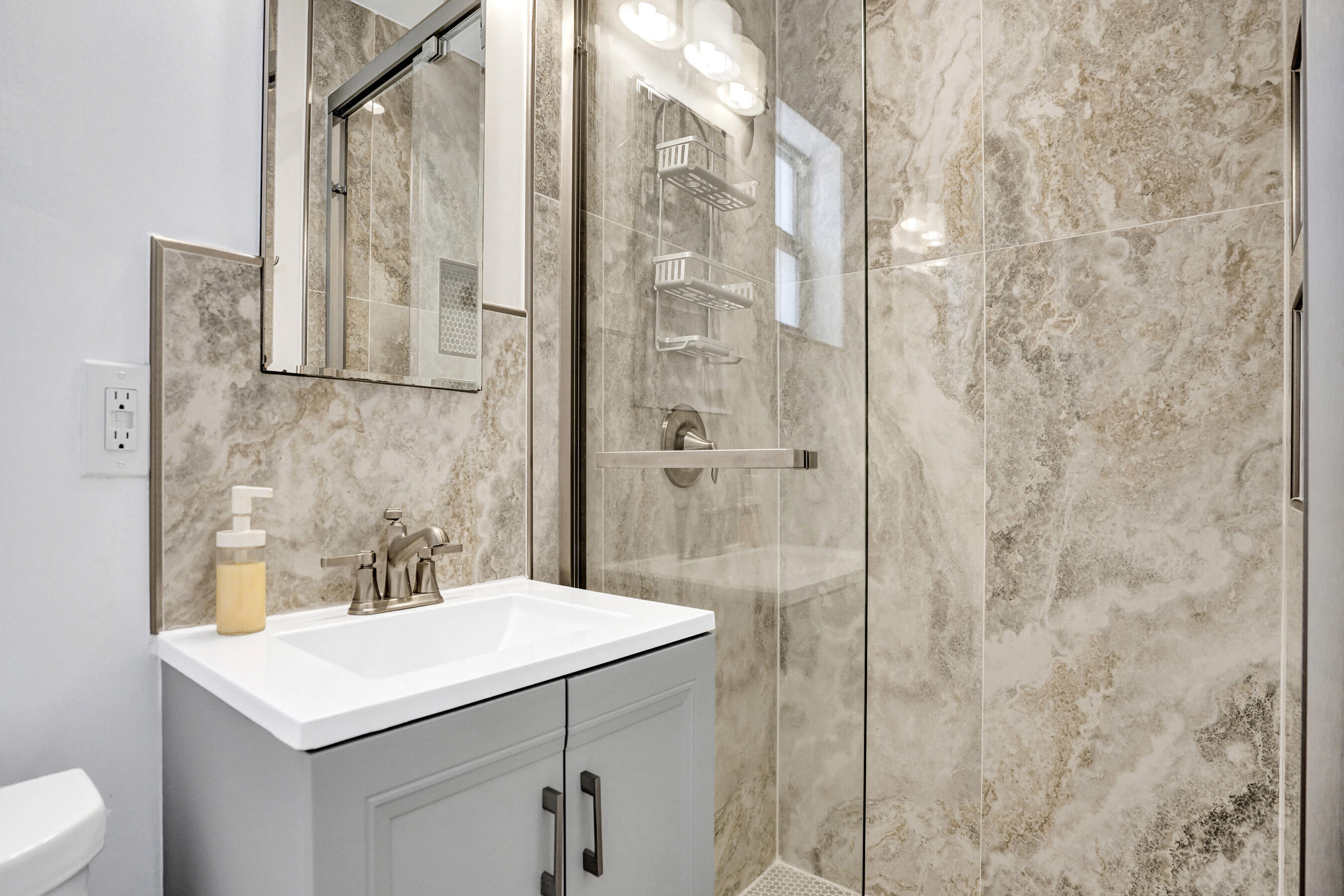 OAK GROVE - Residential Lease