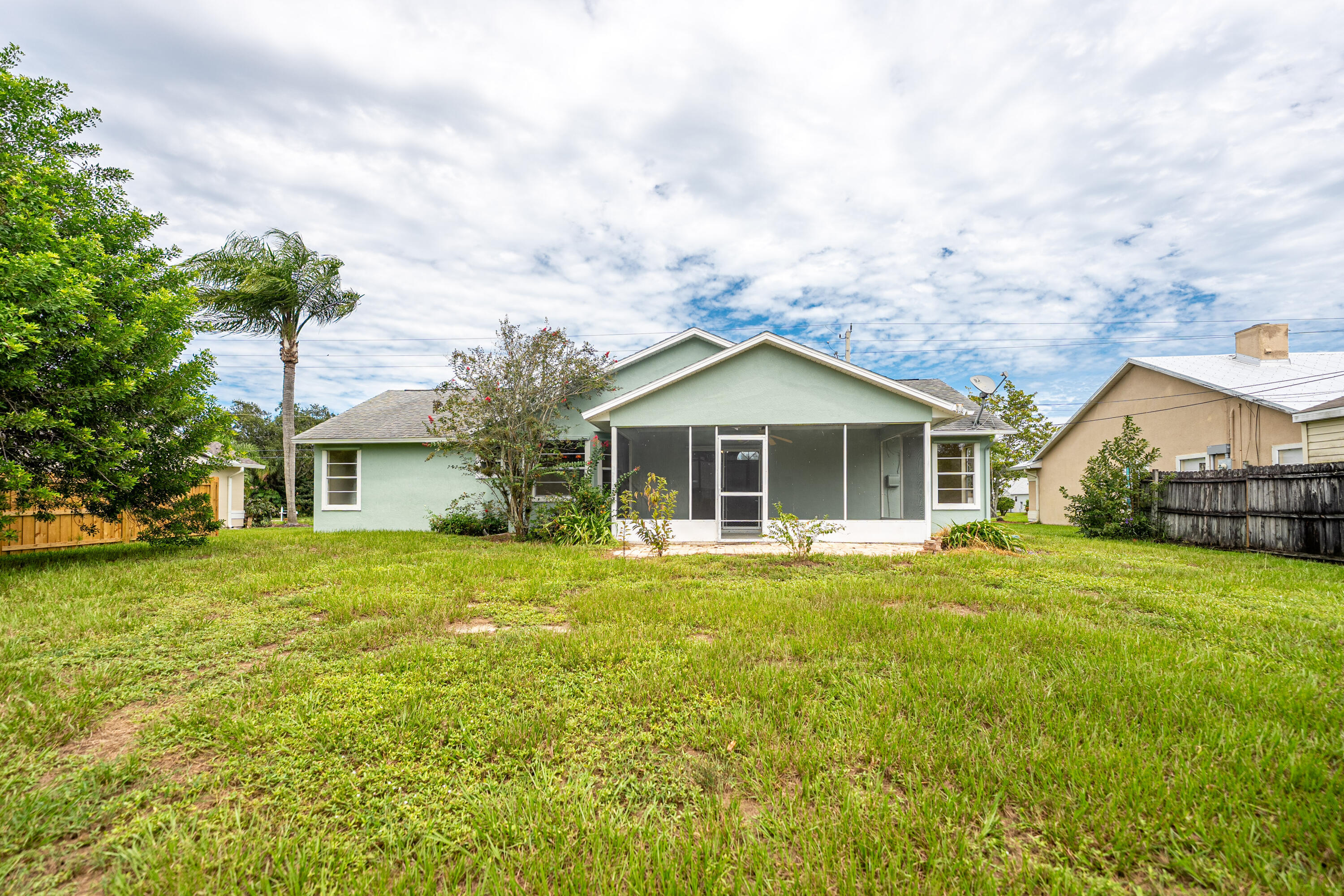 SEBASTIAN HIGHLANDS UNIT 11 - Residential