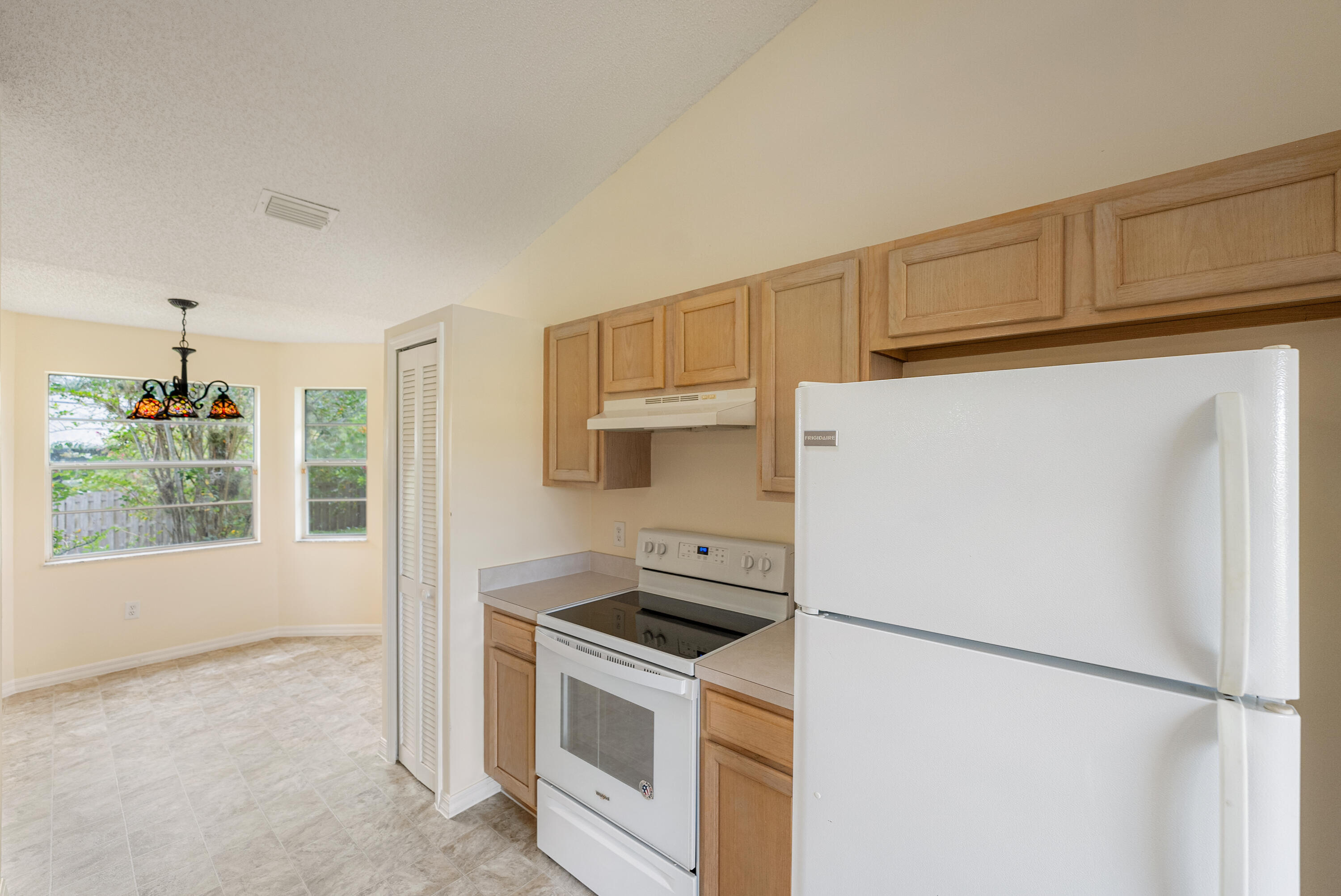 SEBASTIAN HIGHLANDS UNIT 11 - Residential