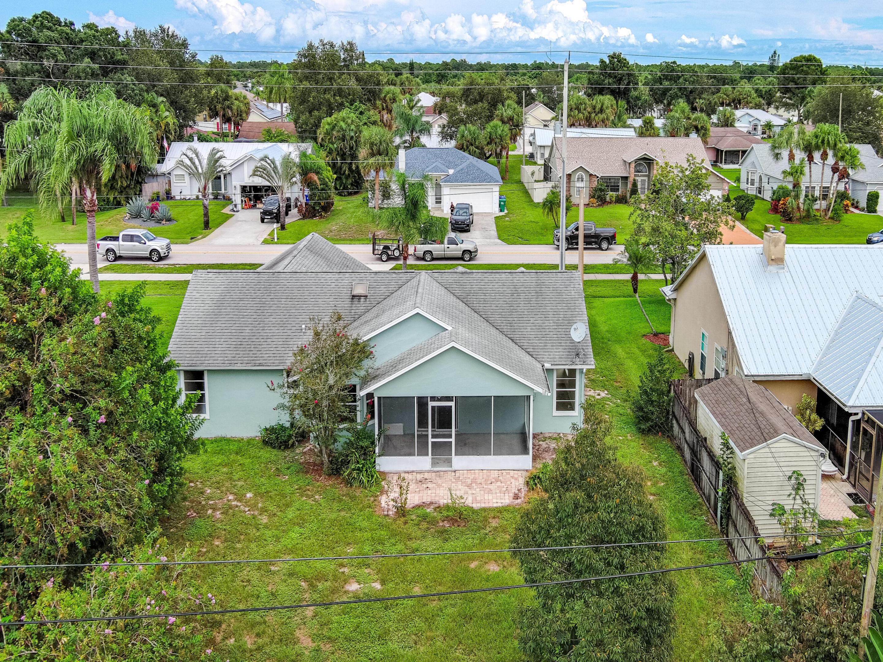 SEBASTIAN HIGHLANDS UNIT 11 - Residential