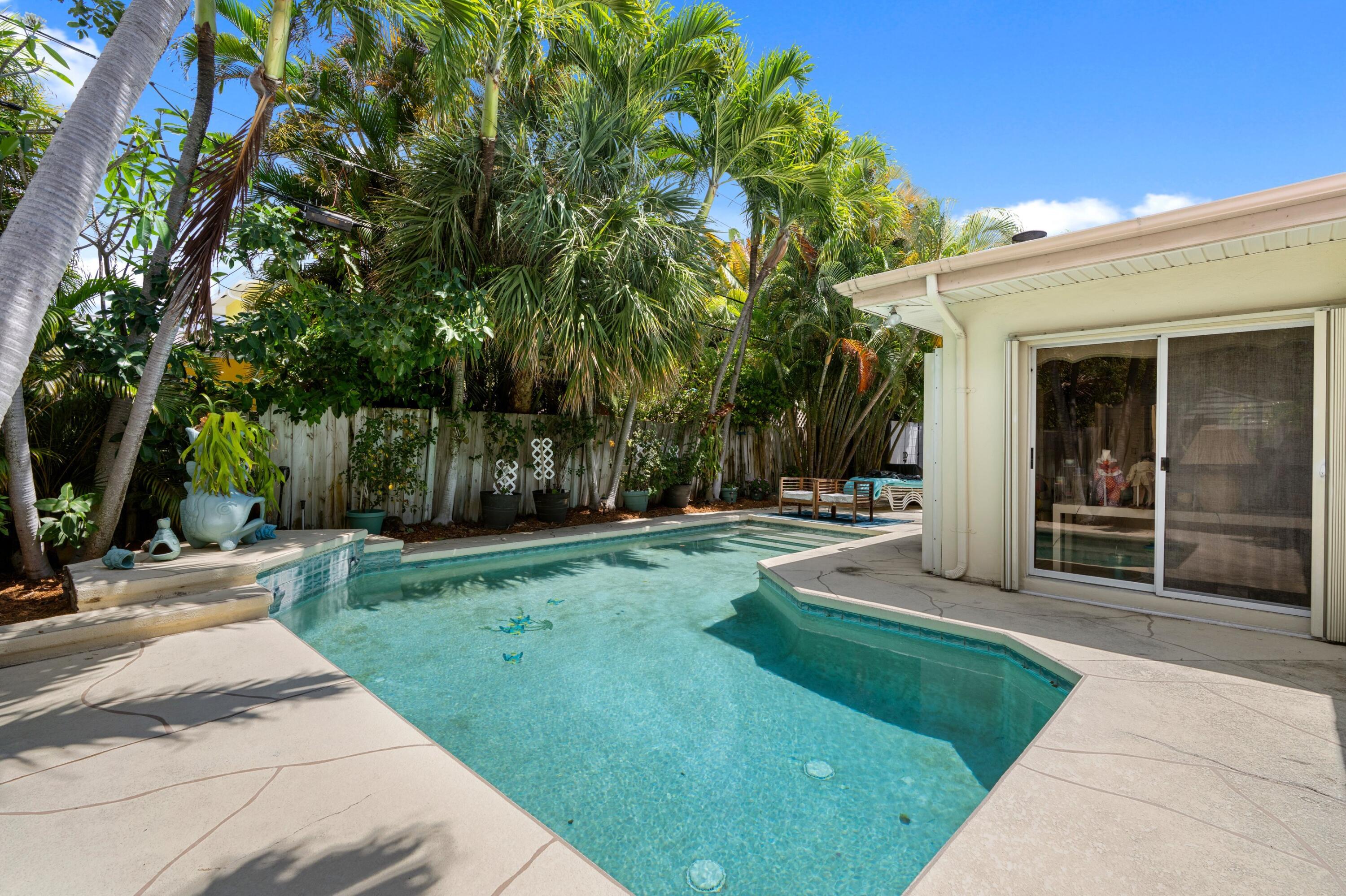 PALM BEACH SHORES - Residential