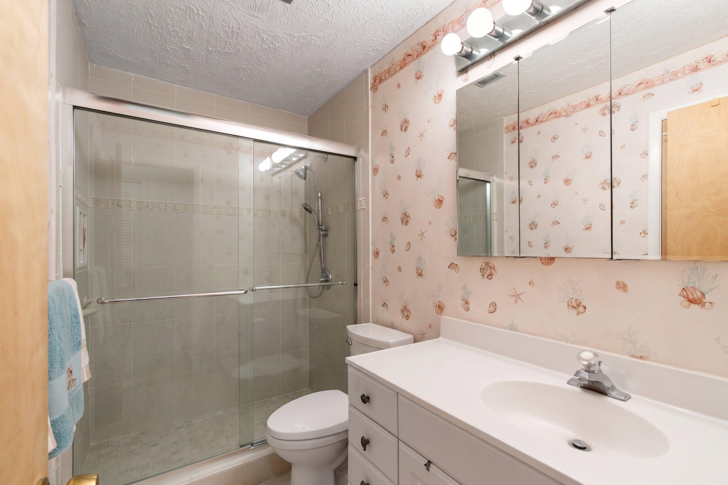 PALM BEACH SHORES - Residential