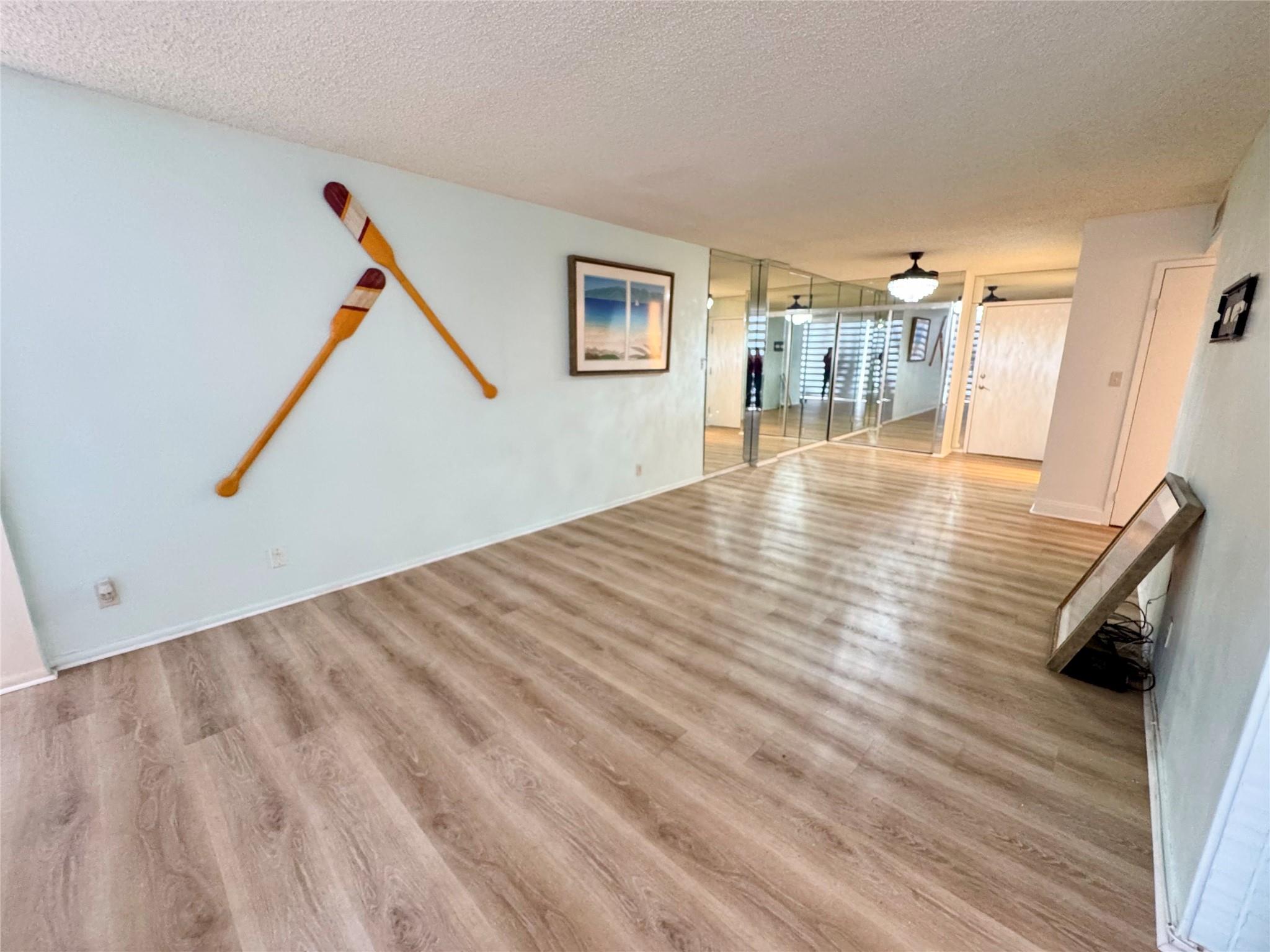 Desoto Park Condo - Residential Lease