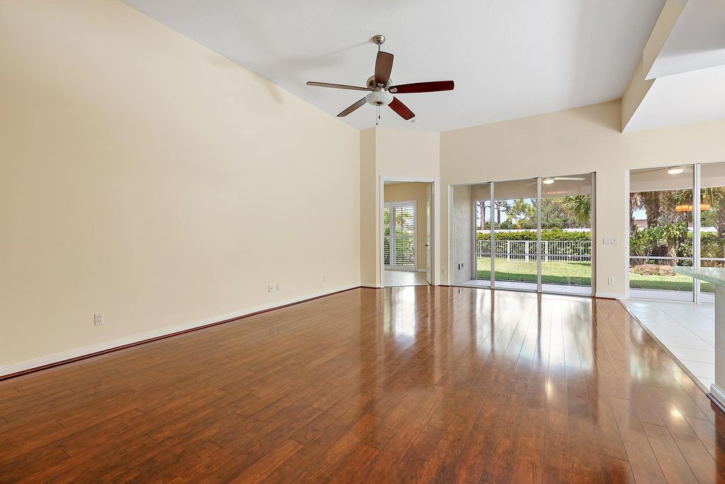 Photo of 8875 Oldham Way, Palm Beach Gardens, FL 33412 (MLS # R11097815)