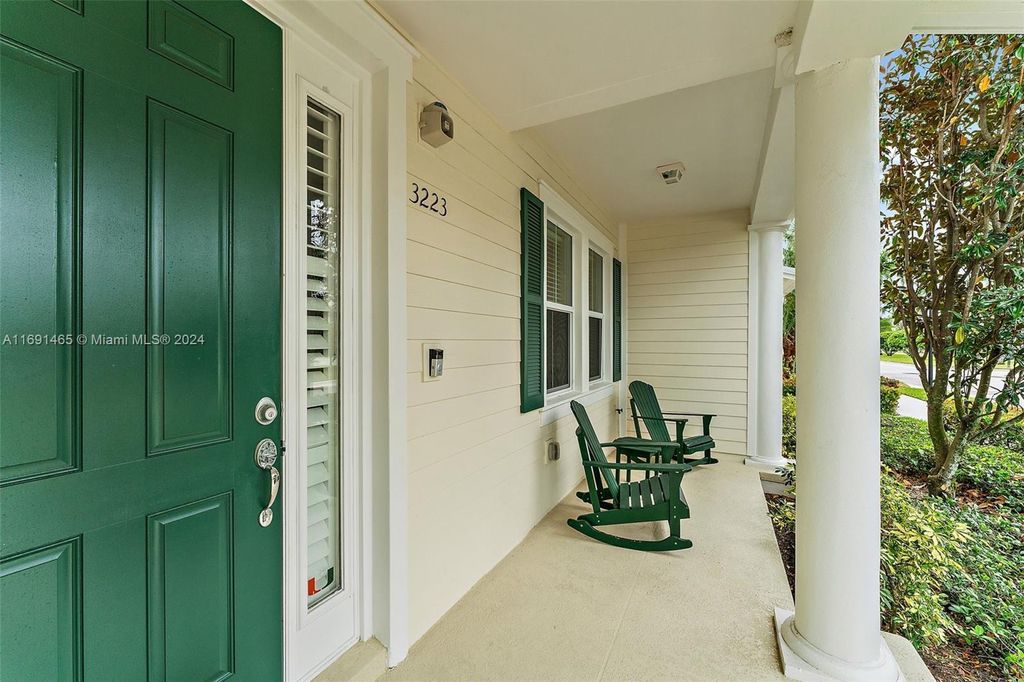 Photo of 3223 Hemingway Drive, Jupiter, FL 33458 (MLS # R11096097)