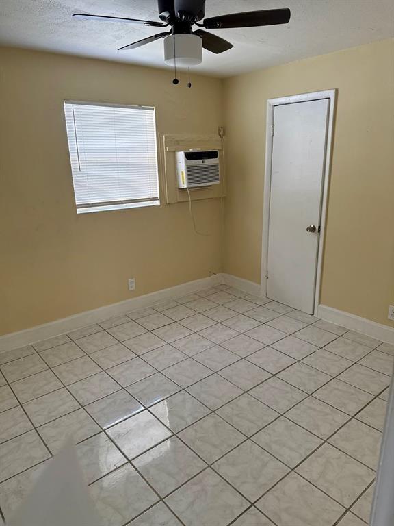 Broward Park 25-49 B - Residential Lease