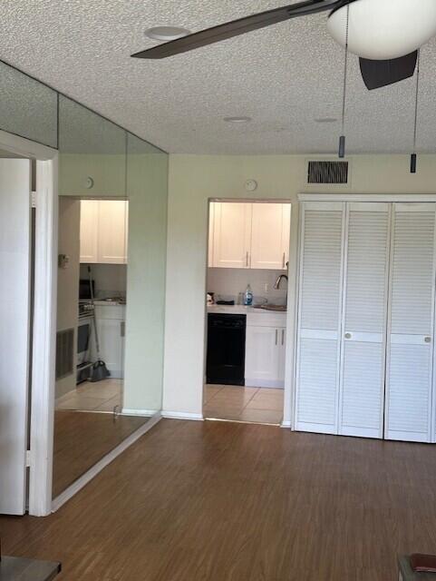 GOLDEN LAKES VILLAGE CONDO 1 THRU 13-A - Residential Lease