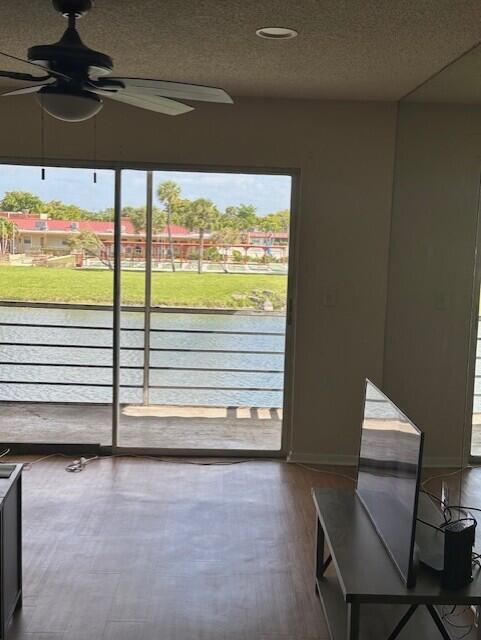 GOLDEN LAKES VILLAGE CONDO 1 THRU 13-A - Residential Lease