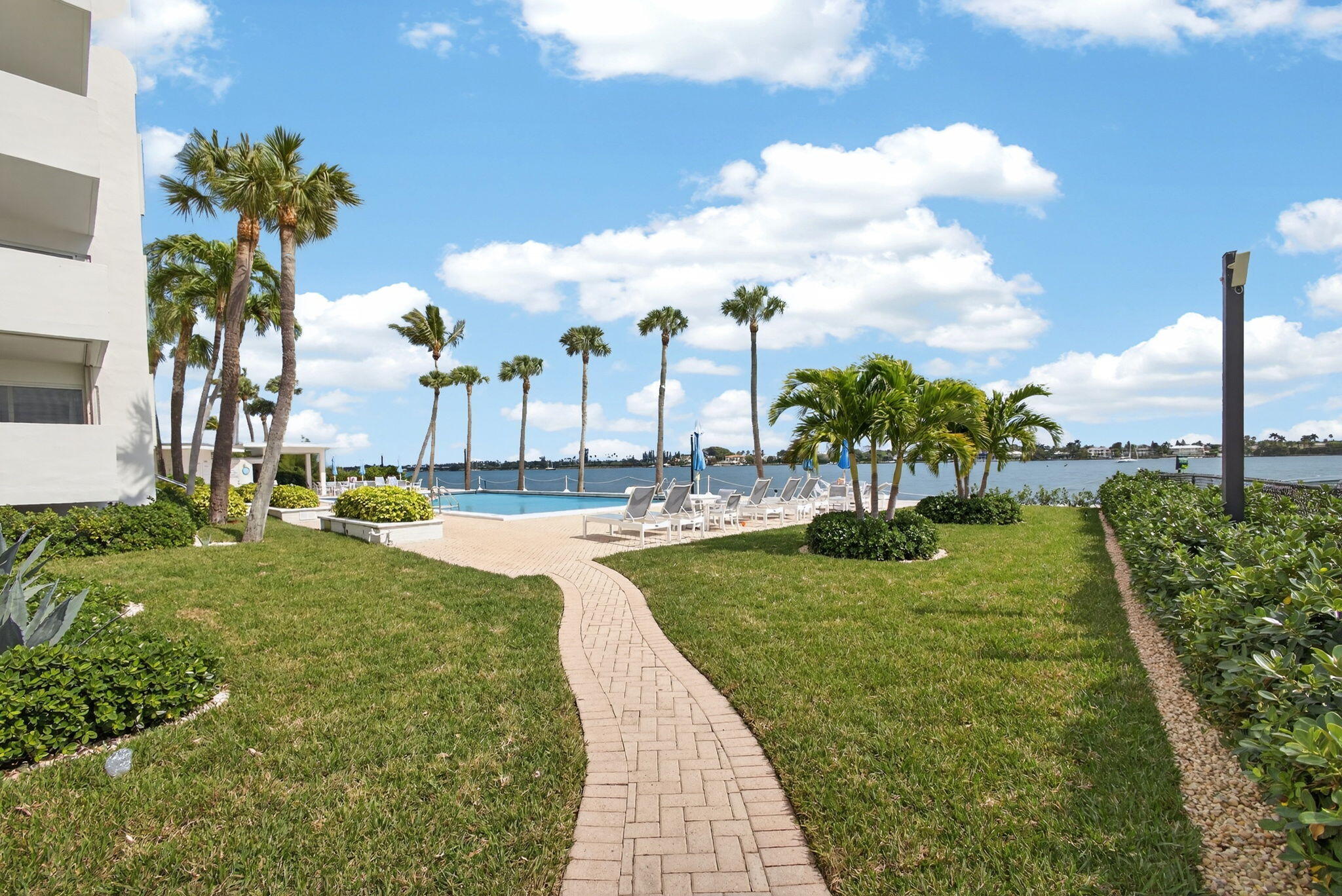 PORTOFINO CONDO PT OF LTS 15 AND 16,JARVIS PAR - Residential Lease