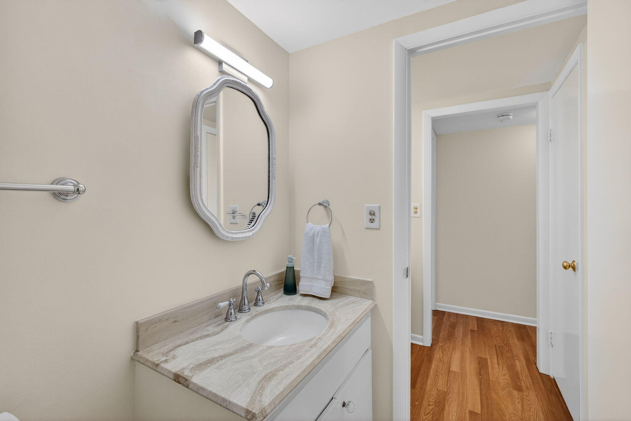 PORTOFINO CONDO PT OF LTS 15 AND 16,JARVIS PAR - Residential Lease